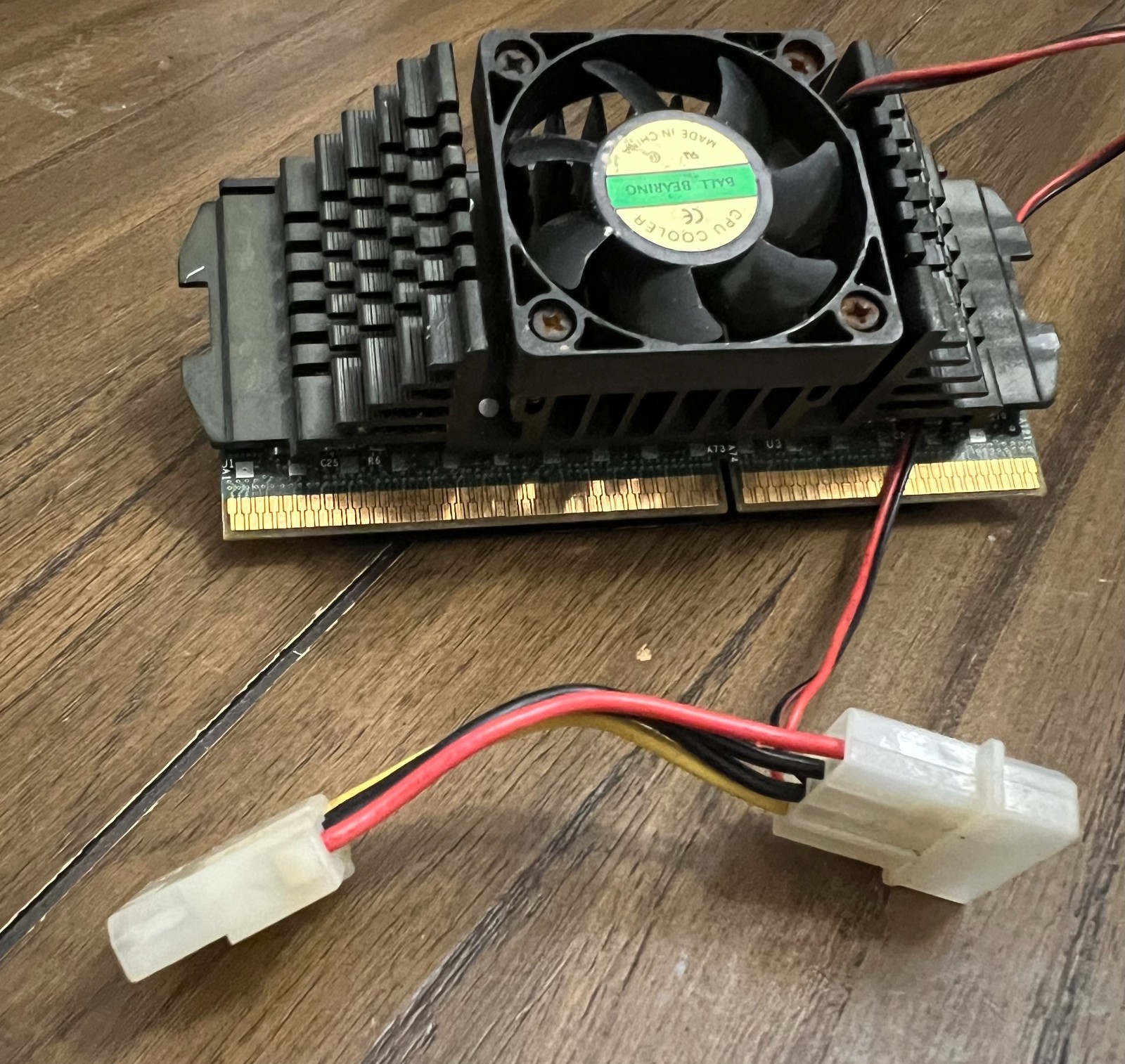 Vintage Intel Pentium II processor 350 MHz with Cooling Fan and Heatsink