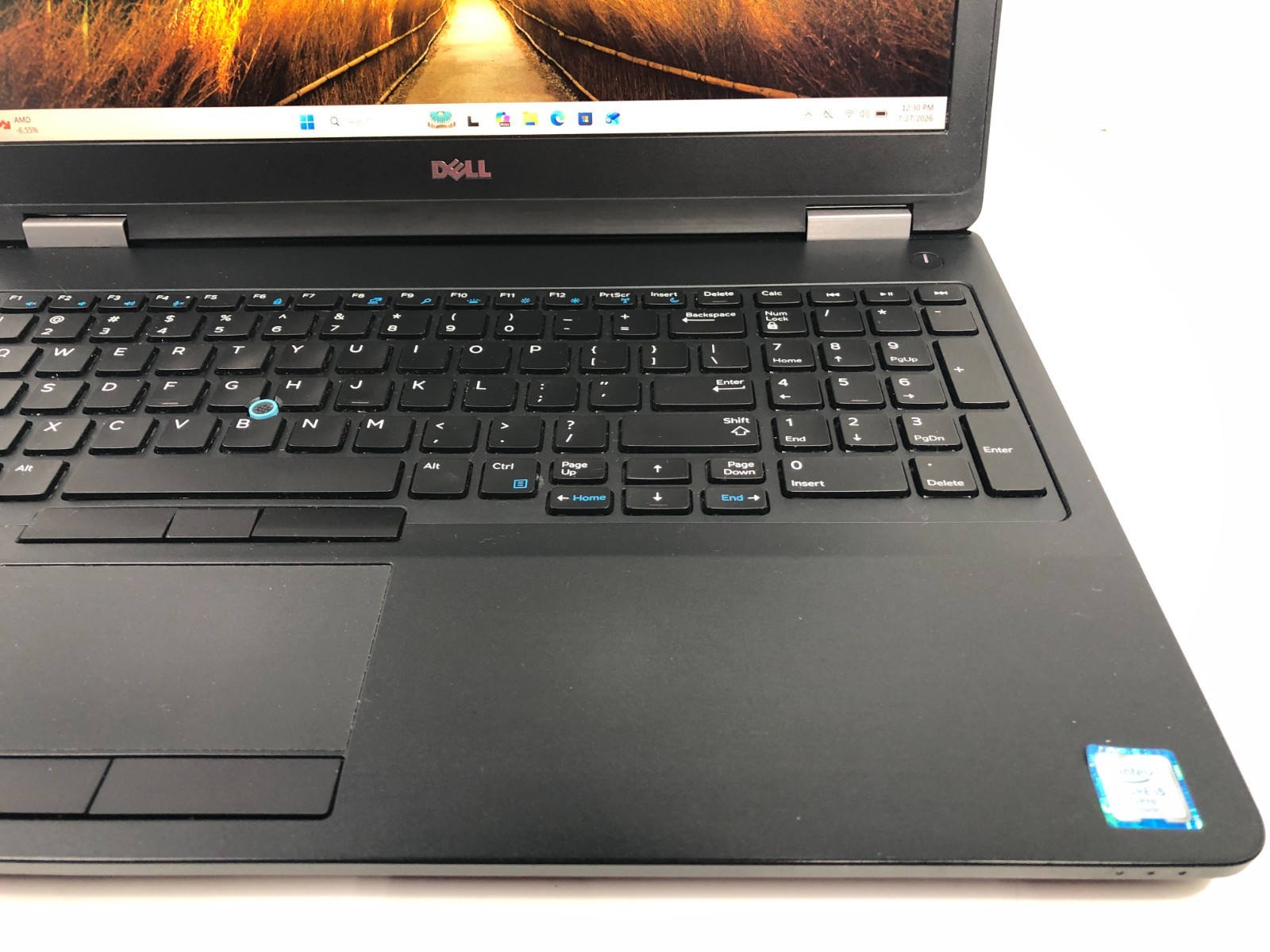 Dell Latitude E5570, 15.6″, i5-6300U, 2.4GHz, 8GB, 256GB NVMe, Windows 11