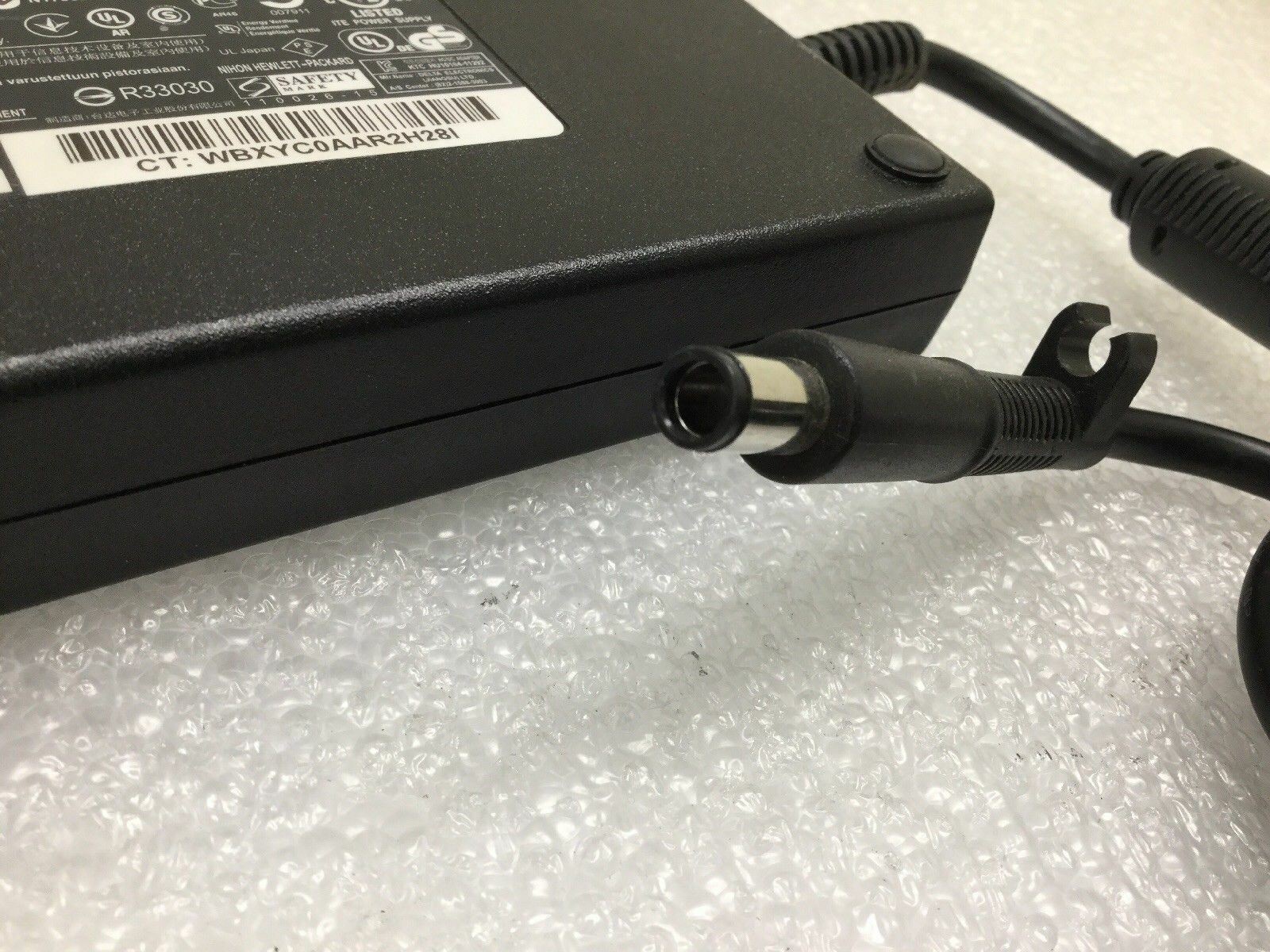 OEM HP 200W 19.5V 10.3A AC Adapter for HP EliteBook 8740W 8560W 8760W