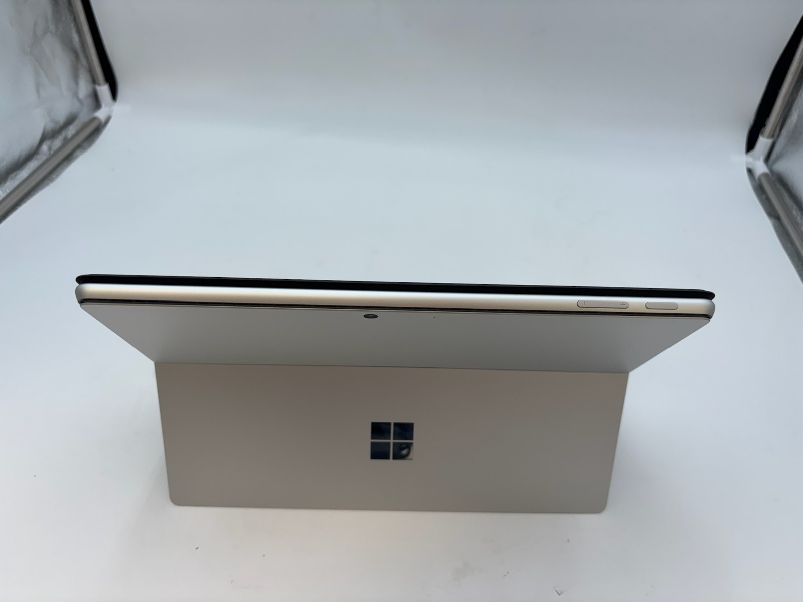 Microsoft Surface Pro 11 th Ed 13″ 512 GB SSD 16 GB RAM Snapdragon X 10-Core