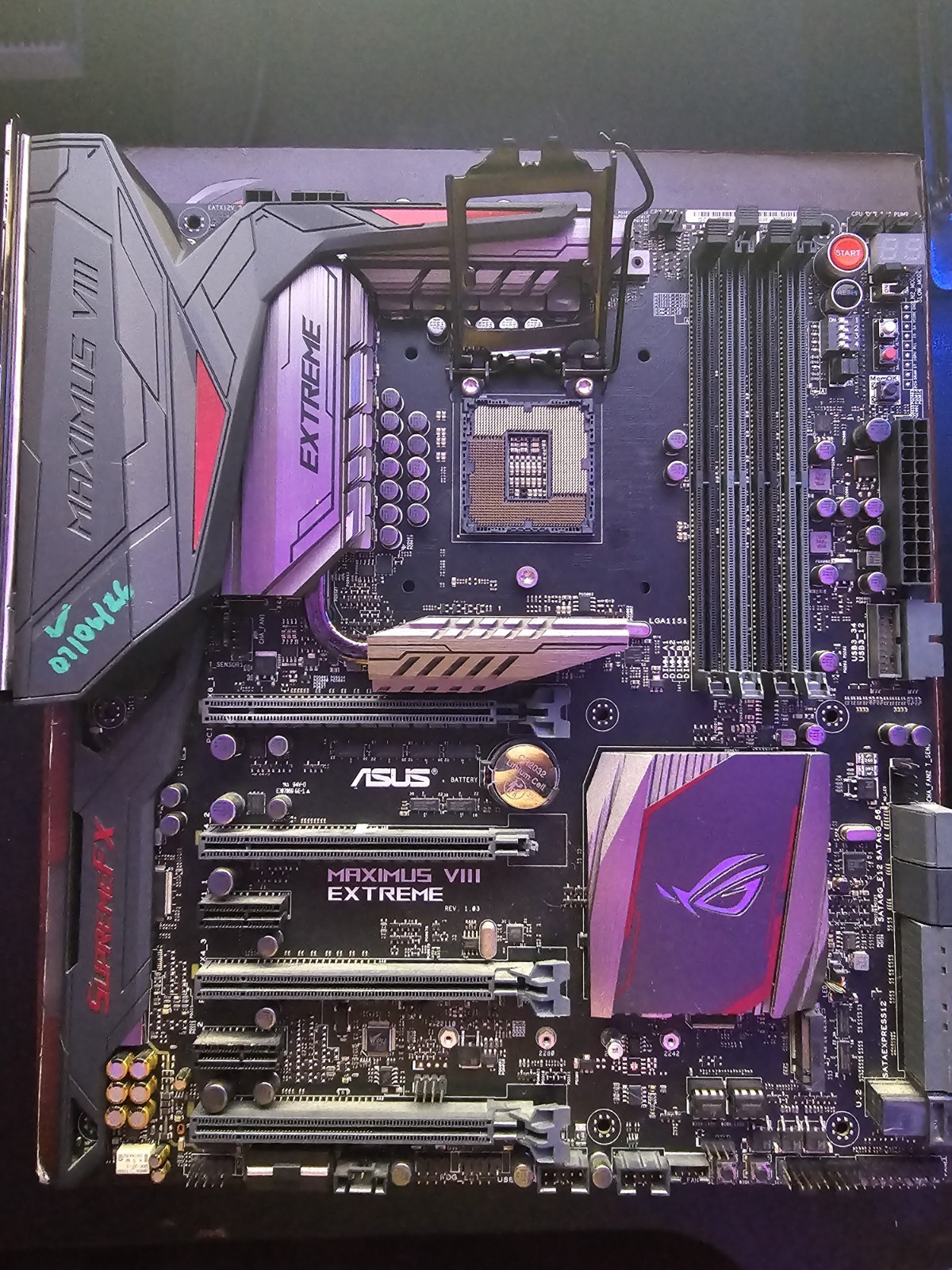 ASUS MAXIMUS VIII EXTREME Motherboard E-ATX Intel Z170 LGA1151 DDR4
