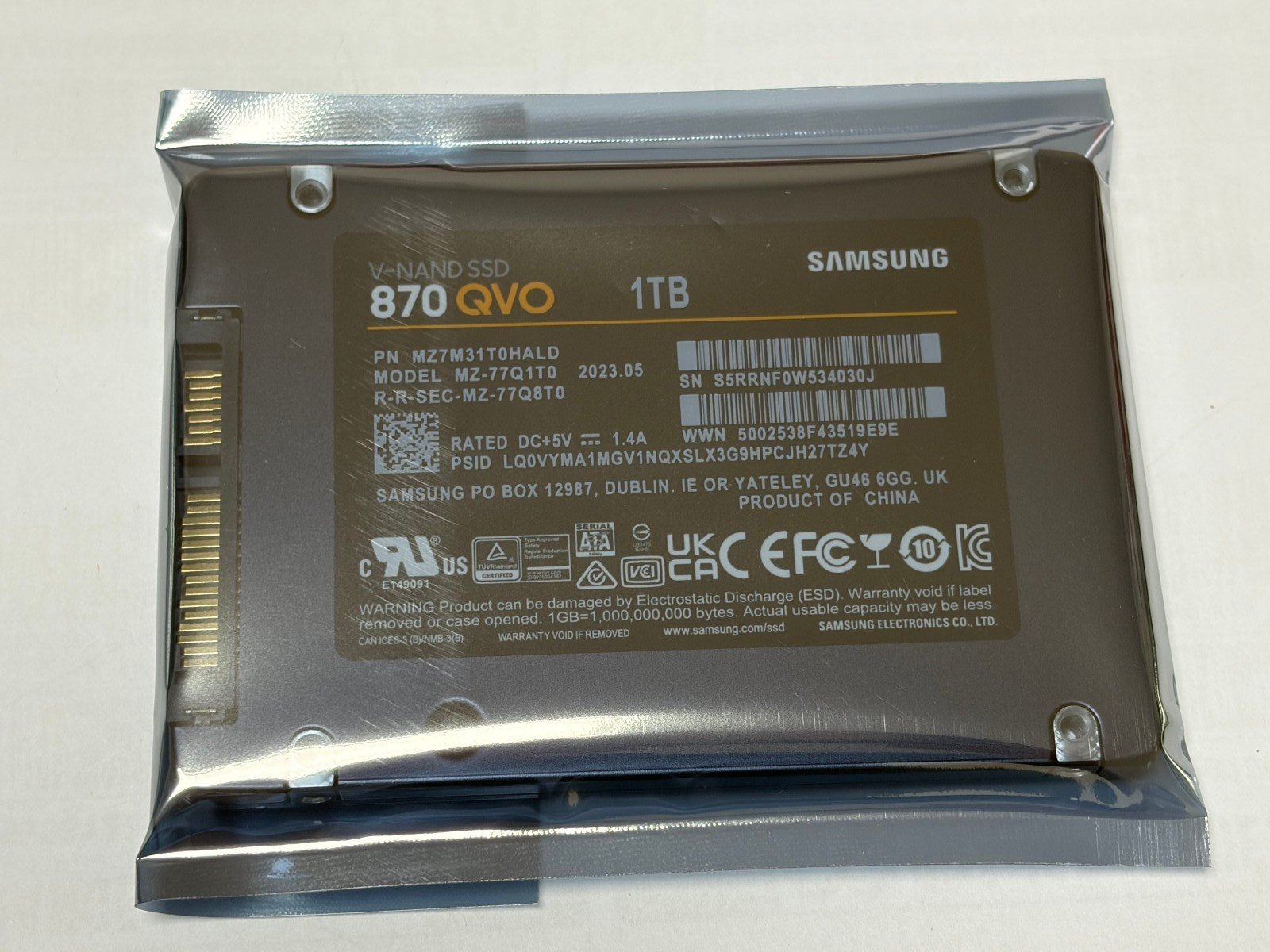 Samsung 870 QVO 1TB 2.5” SATAIII Internal SSD MZ-77Q1T0 1TB 3D V-NAND 7mm