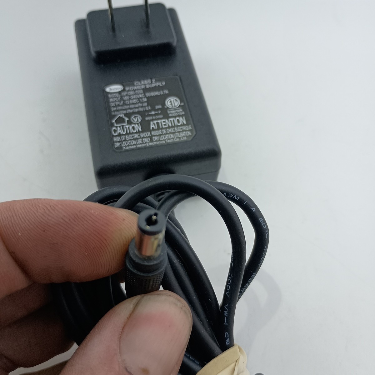 #P) Innov IVP1260-1500 12.6V 0.7A Power Supply