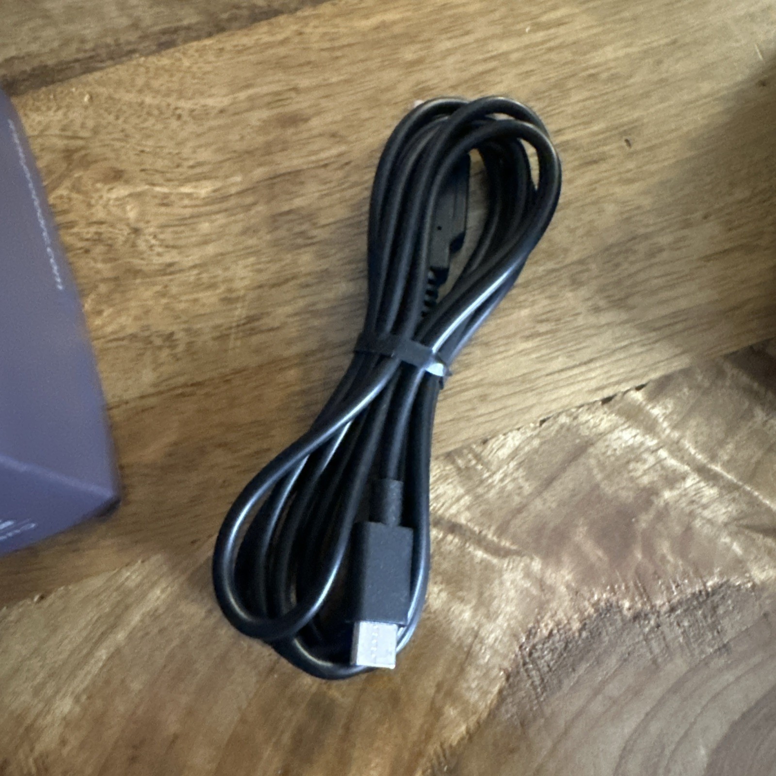 EM11 NL Rechargeable Multi- Device Ergonomic Vertical Mouse