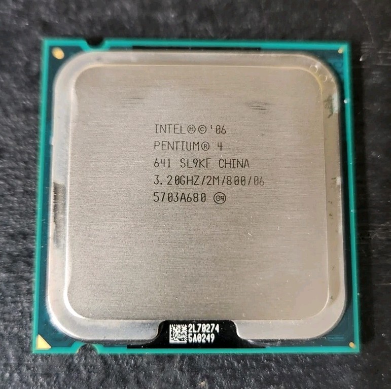 Intel Pentium 4 641 SL9KF LGA775 3.2GHz Processor Cedar Mill 65W Dell Upgrade