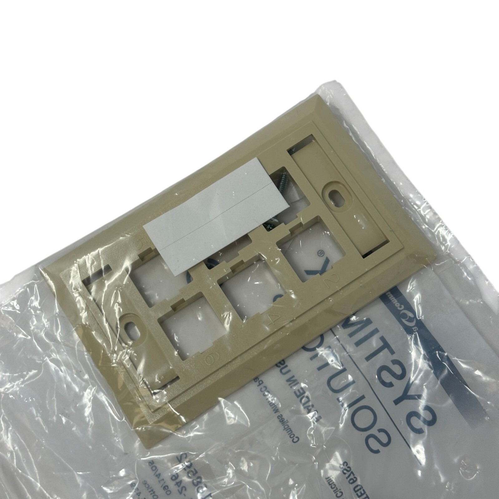 Commscope M16L-246 Type L Flush Mounted Faceplate Kit 6 Port 108168592 Ivory
