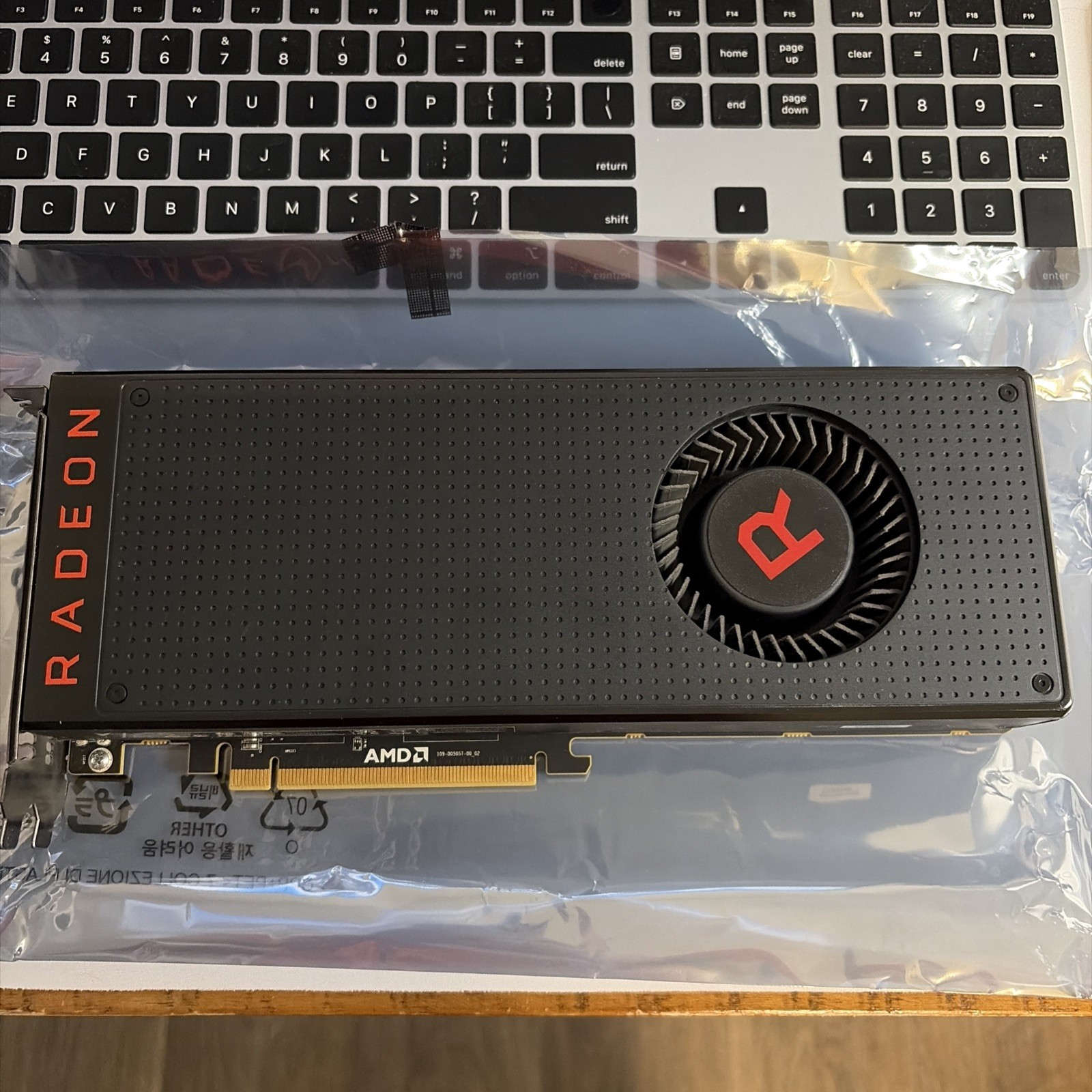 MSI AMD Radeon RX Vega 56 8GB HBM2 Graphics Card HDMI DisplayPort Fan