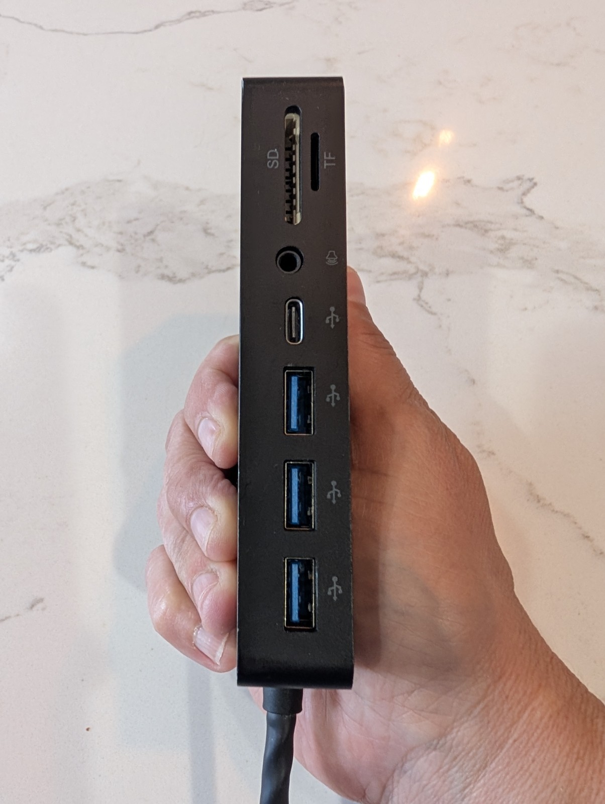Universal Laptop Docking Station – USB 3.0 to HDMI/VGA/DisplayPort & Ethernet…