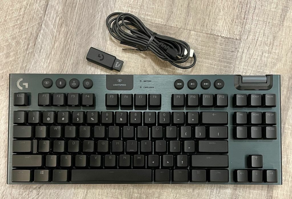 Logitech G915 TKL RGB Wireless Gaming Keyboard GL Tactile 920-009495