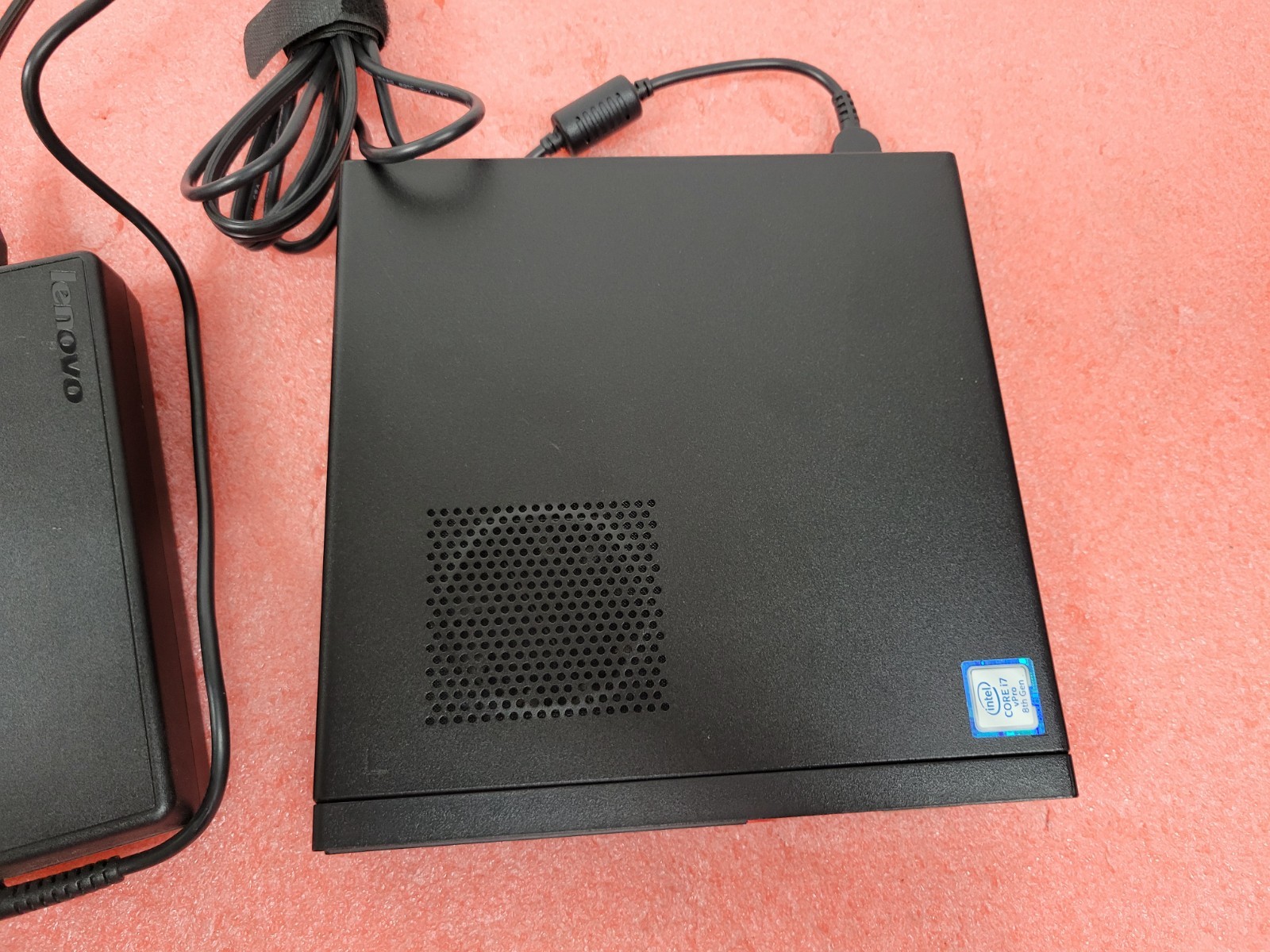 Lenovo ThinkStation P330 Tiny i7-8700T@2.4Ghz 16GB RAM 256GB SSD | C1185