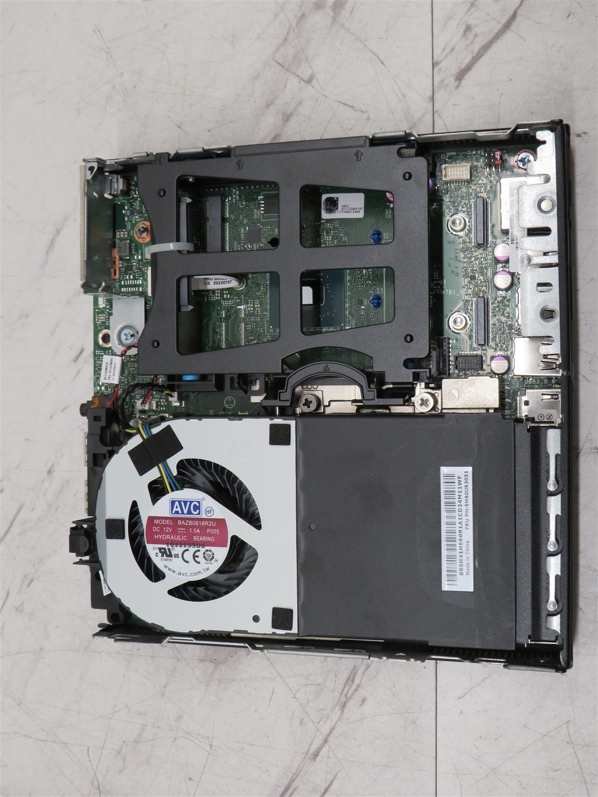 Lenovo ThinkCentre M90q Gen 3 16GB RAM DDR5 Tiny PC Intel i5-12500@3.0GHz AC