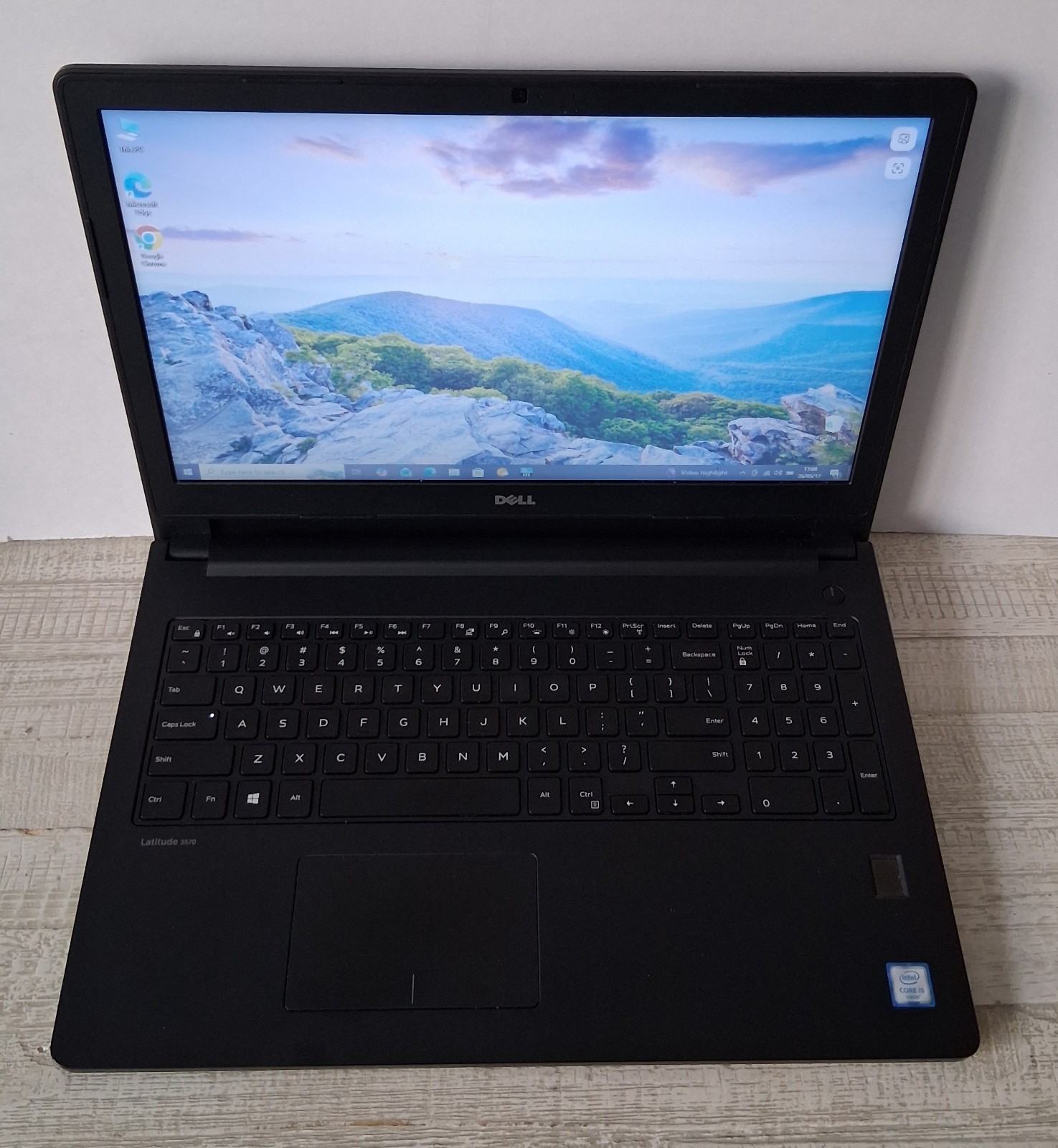 Dell Latitude 3570 Intel Core i5-6200U 2.30GHz 8GB RAM No HDD