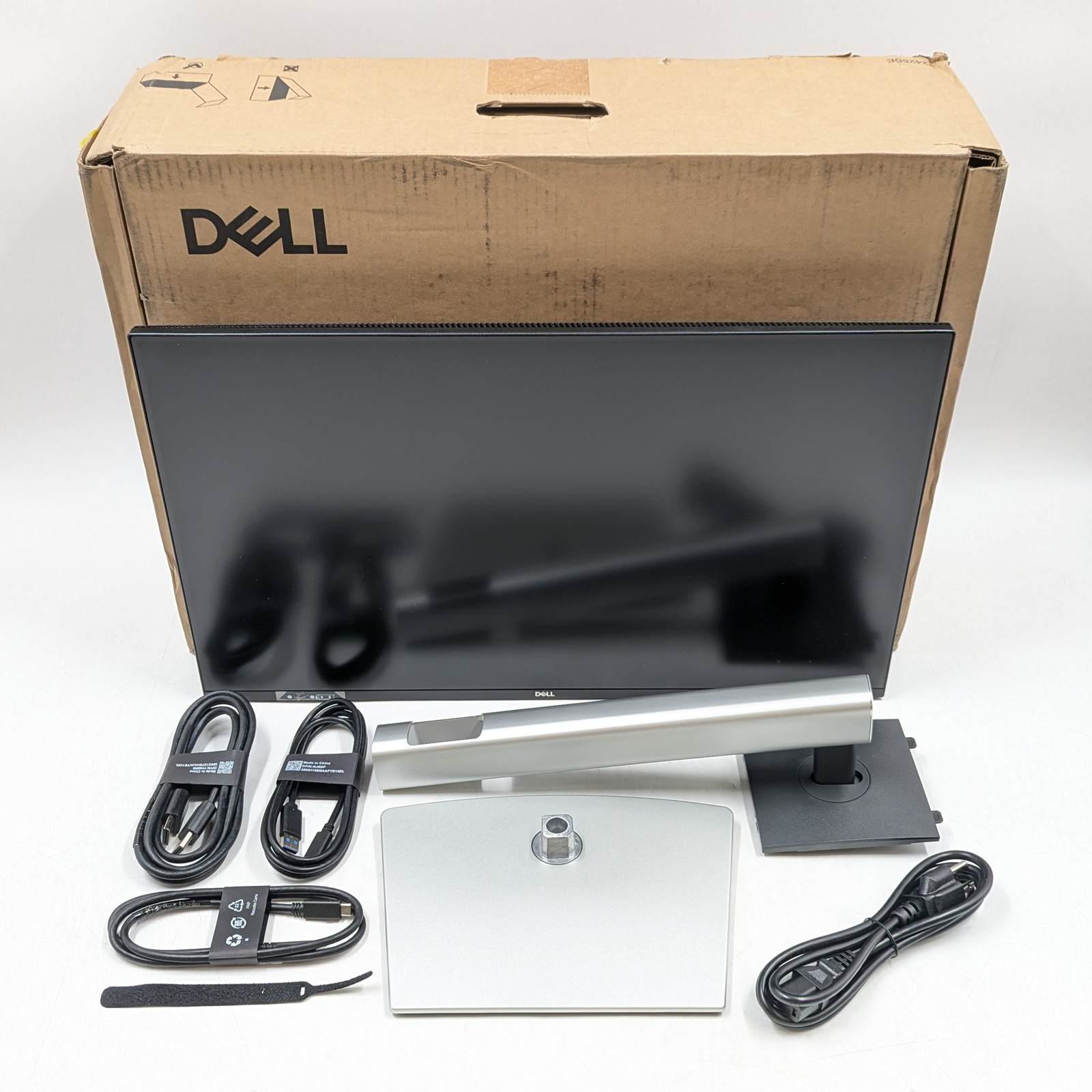 Dell Pro Plus 23.8″ 2560 x 1440 100Hz 5ms IPS LED (P2425DE) Black
