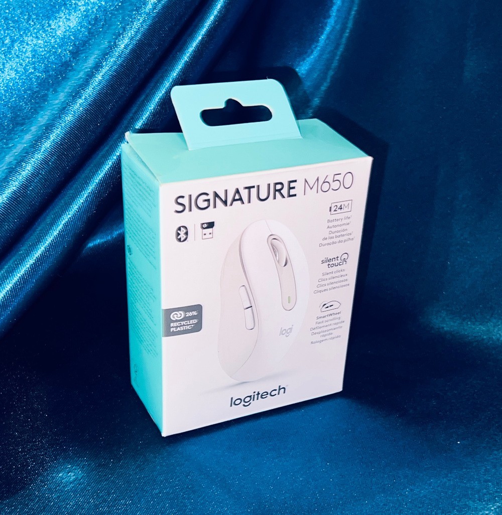 Logitech M650 Signature Bluetooth Wireless Mouse – Off-White – 910-006252