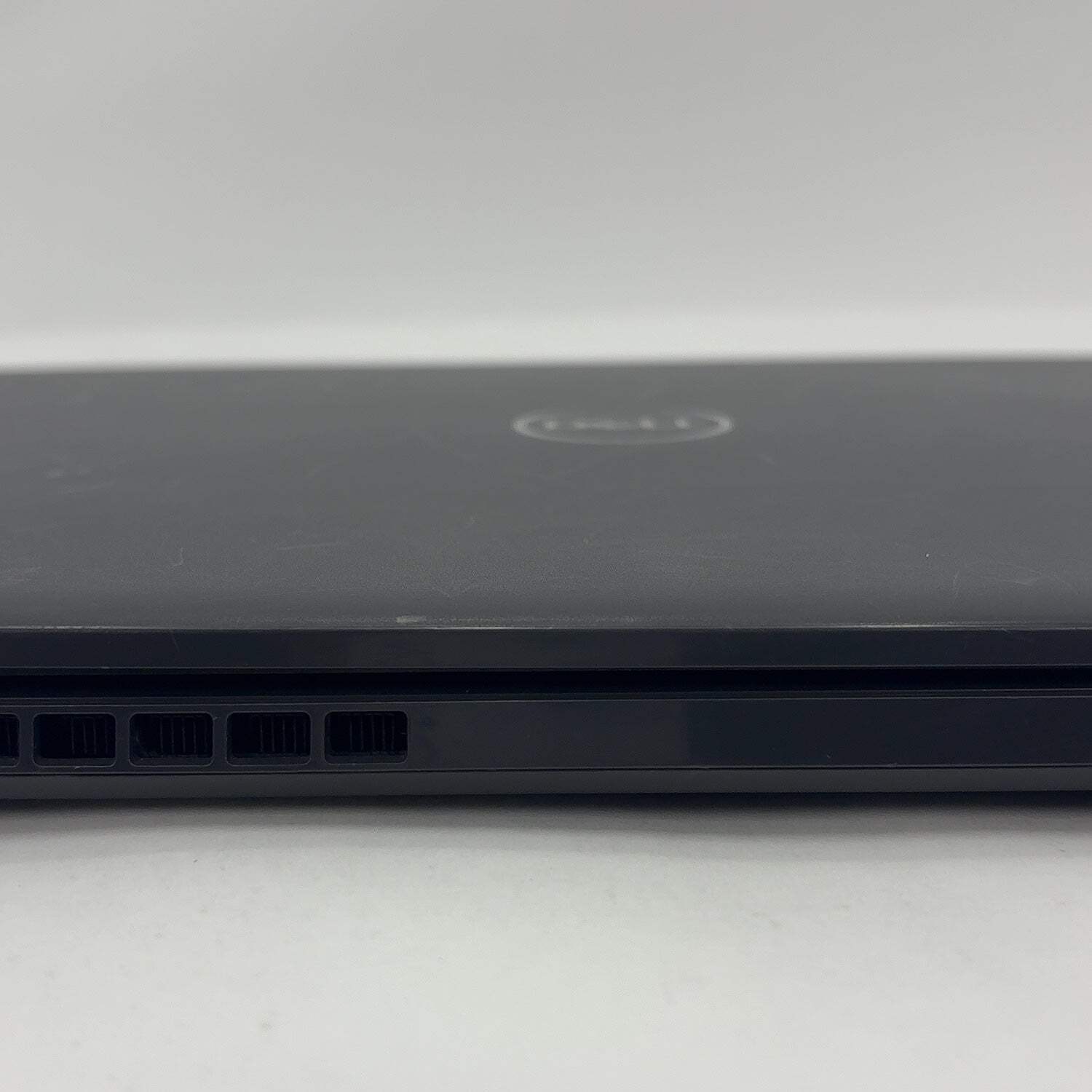 Broken Dell Latitude 3510 15.6″ i7-10510U 1.8GHz 8GB RAM 256GB SSD Read