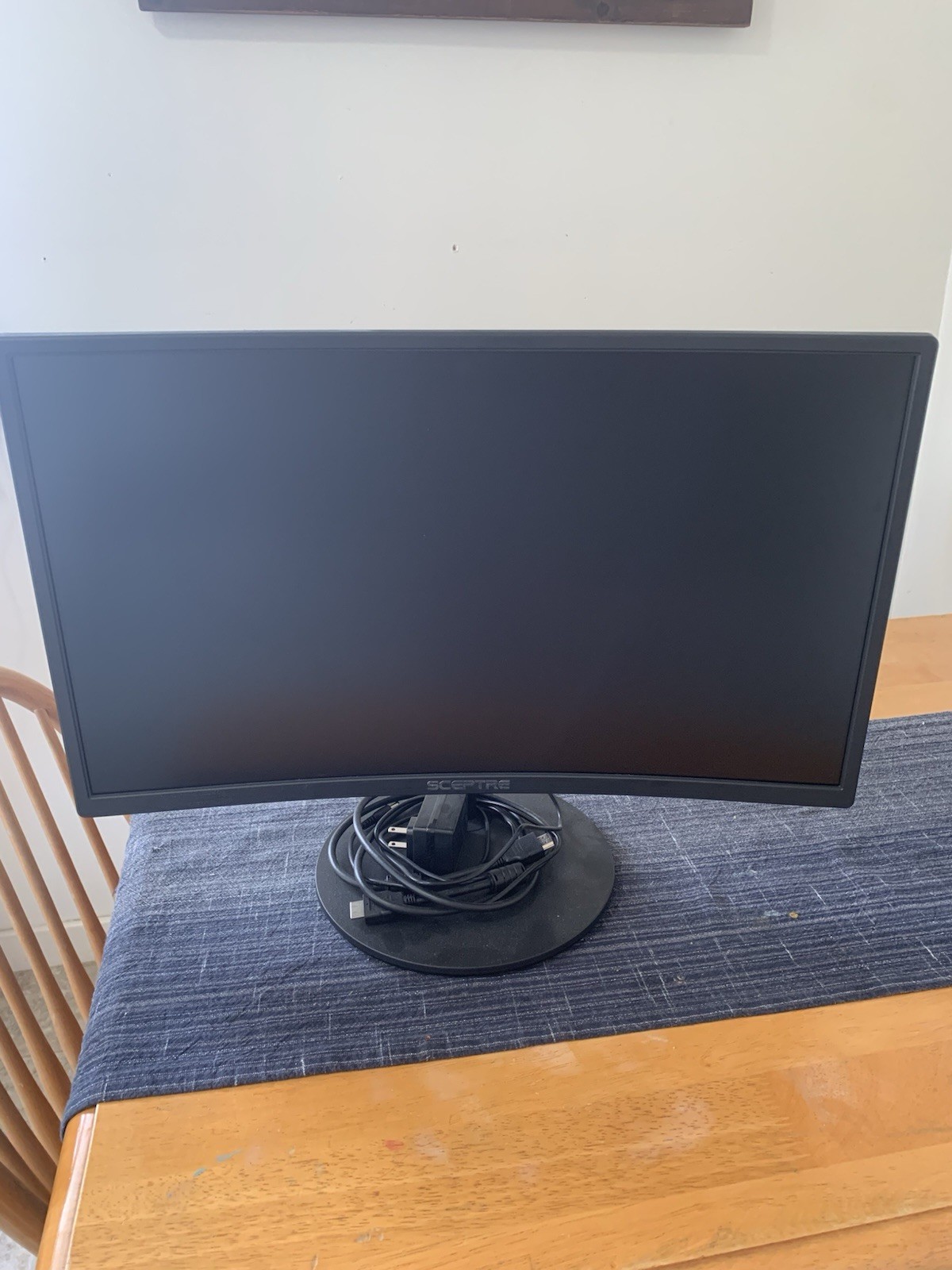 Sceptre C248W-1920RN 24″ Curved 1080p 75Hz Gaming LED Monitor