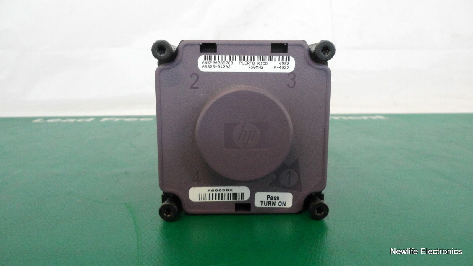 HP A6805-69002 750MHz 1.5MB PA-8700 Server Processor