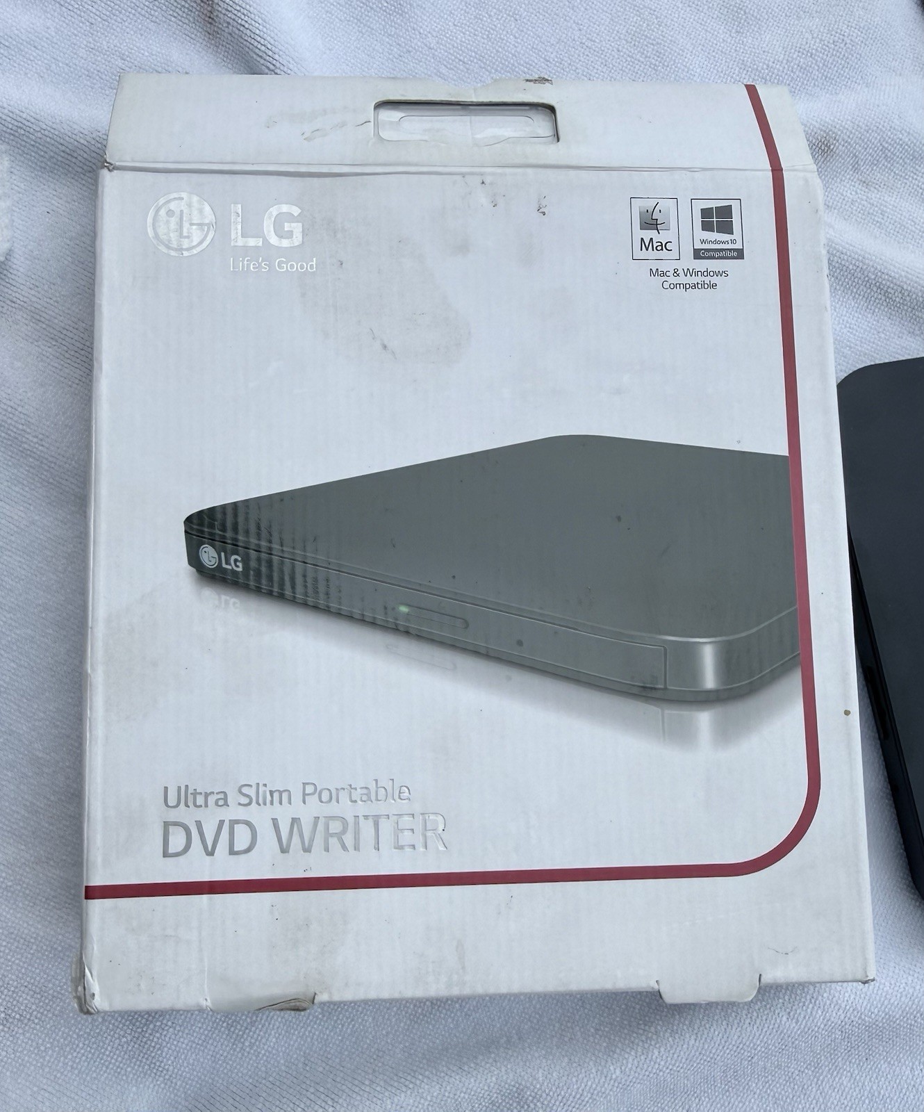 LG Ultra Slim Portable External DVD Writer SP80NB80 24x CD 8x DVD USB Mac PC