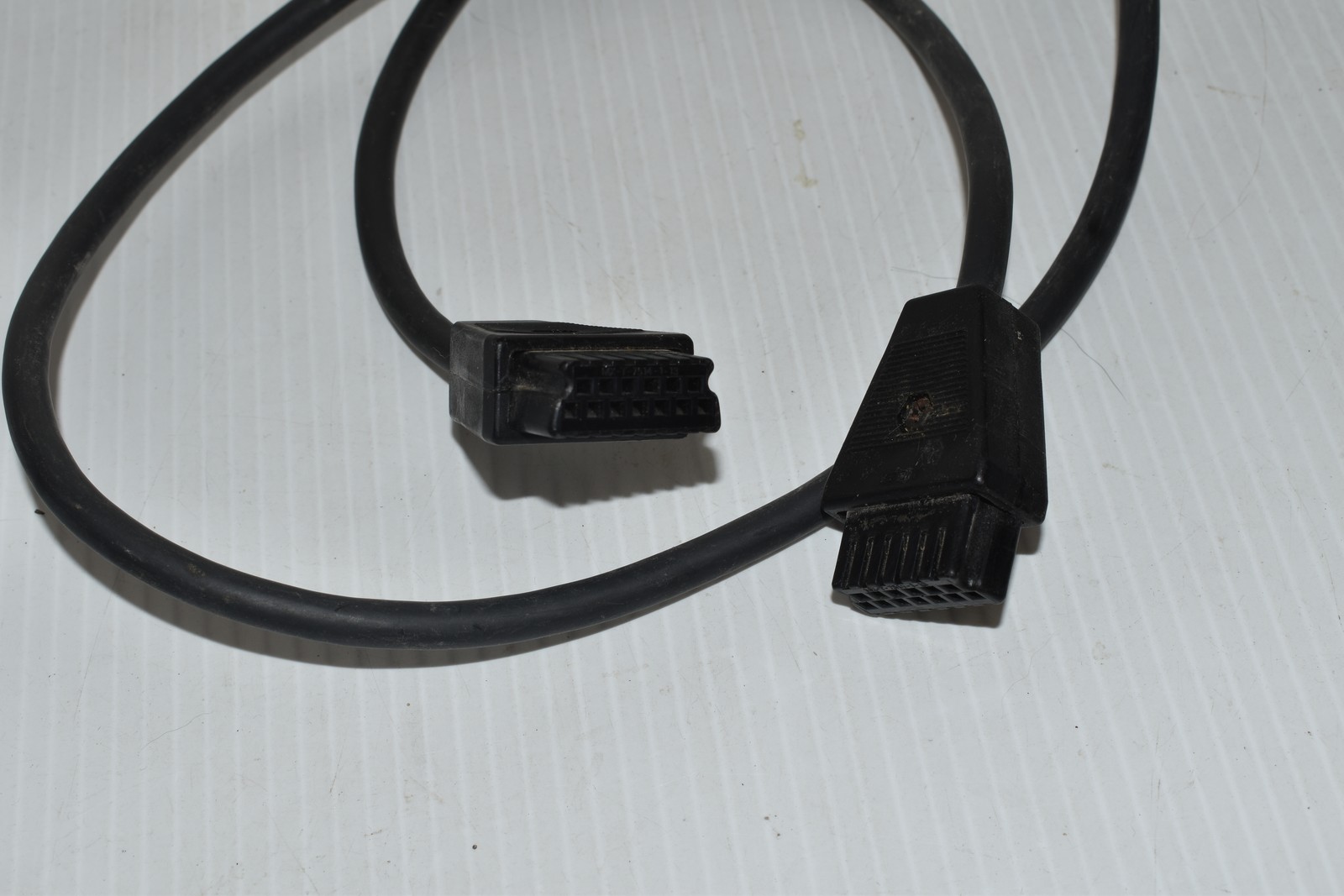 Atari SIO/IO 3 Ft 13 PIN CABLE 8-BIT- 400 800 1200XL XE 1050 (BGH26)