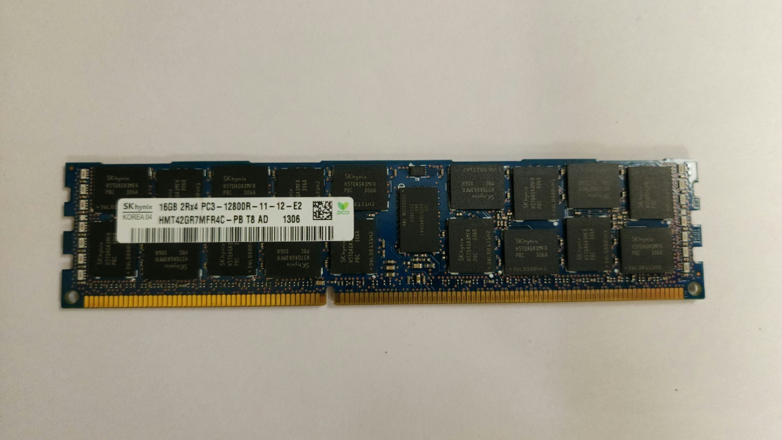 SK hynix 16GB 1x16GB DDR3-1600 PC3-12800R ECC Registered 240-Pin DIMM