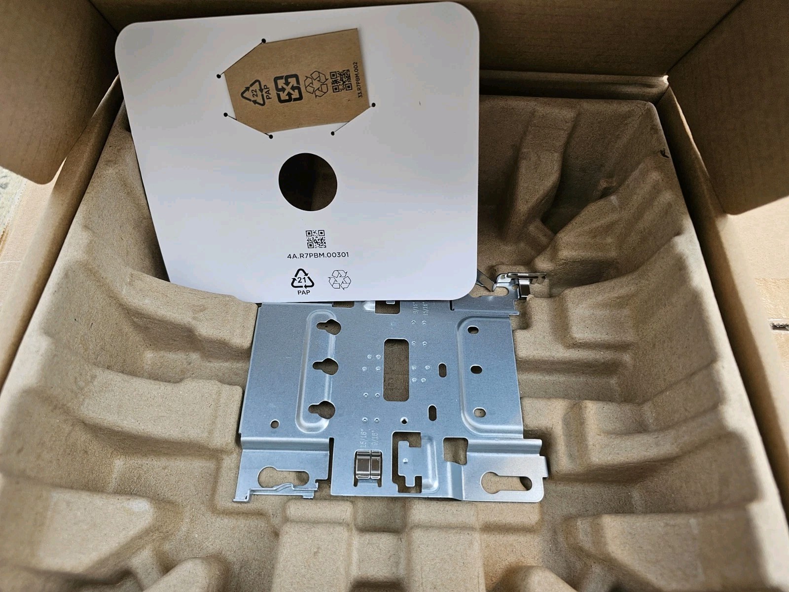 Juniper Networks AP47 Wireless Access Point BRAND NEW FREE SHIPPING.