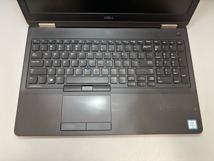 15.6″ Dell Latitude E5570 Laptop Intel i7-6600U NO RAM NO SSD – Fair Battery