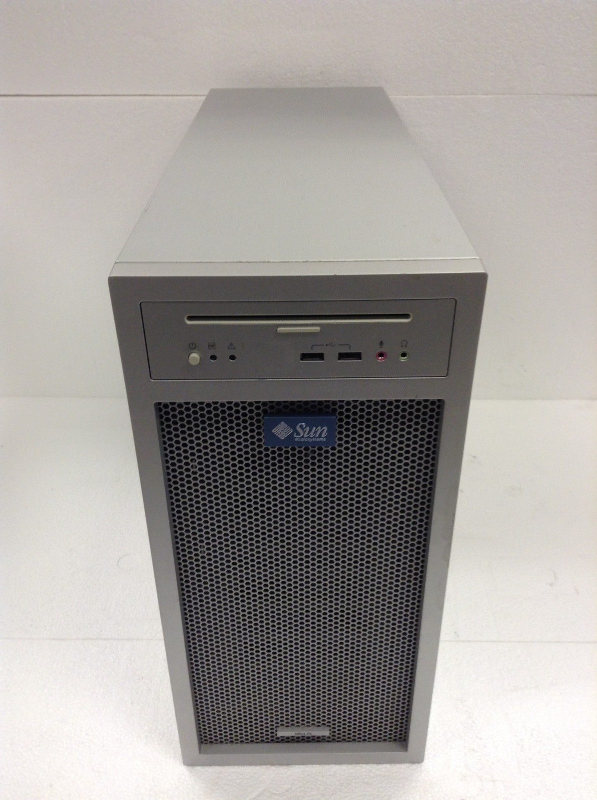 Sun Ultra 25 500S Workstation UltraSPARC IIIi 1.33GHz, FREE SHIPPING, READ