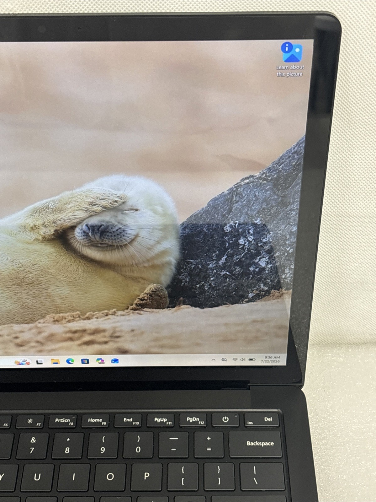 Microsoft Surface Laptop 4 13.5″ (512GB SSD Intel Core i7-1185G7 16GB) *Read*