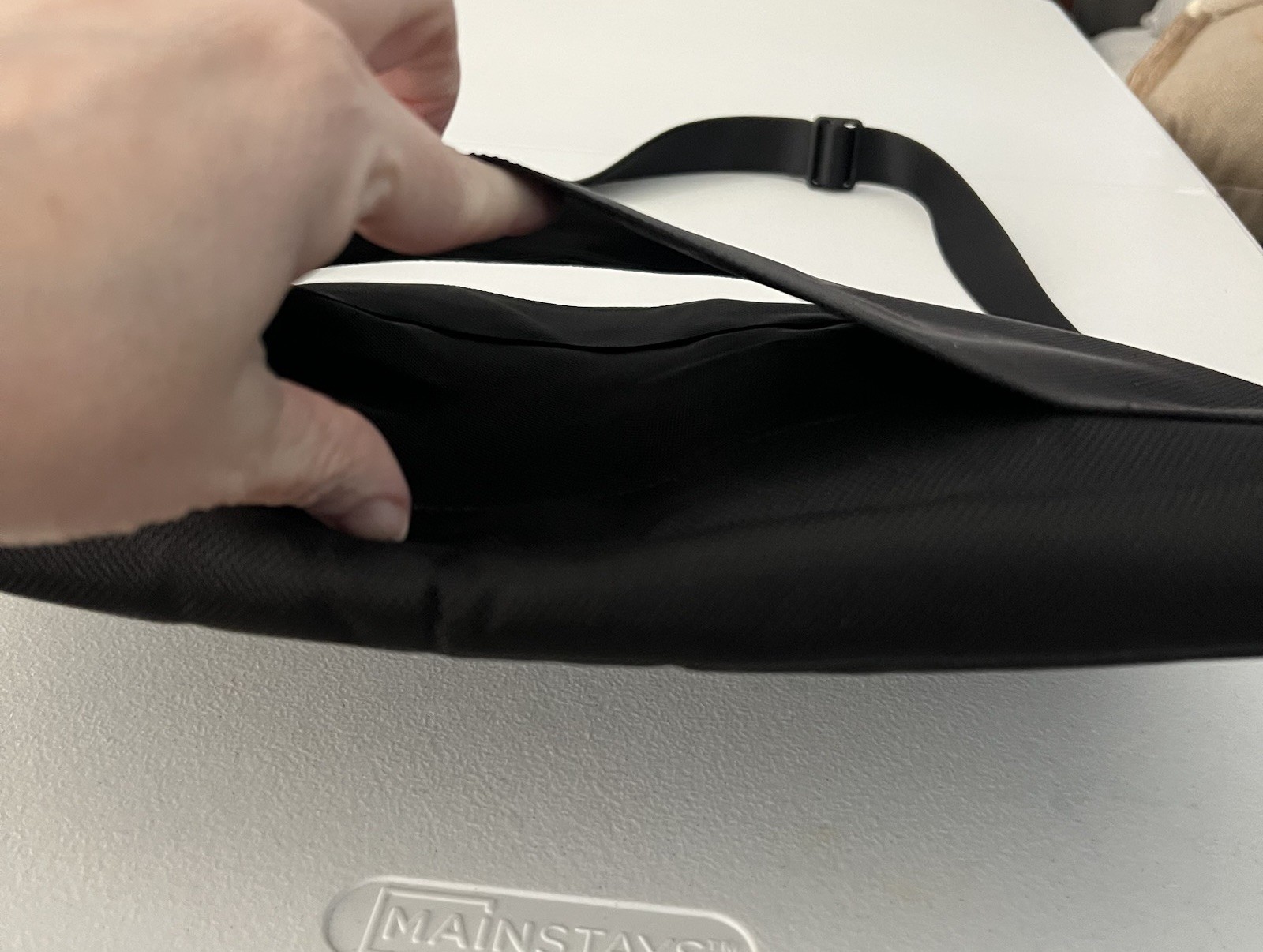 New Tumi Black Nylon Laptop Briefcase Messenger Bag Adjustable Strap