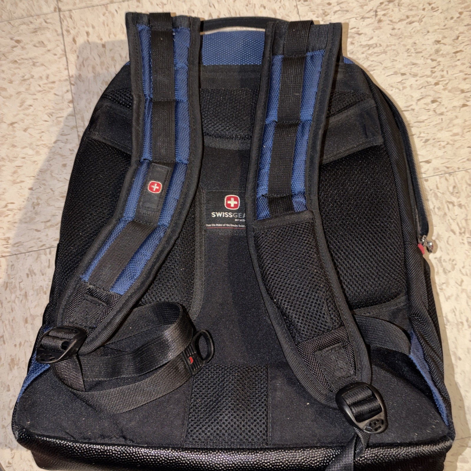 Swissgear Wenger Ibex 17″ Laptop Backpack Black/blue/gray