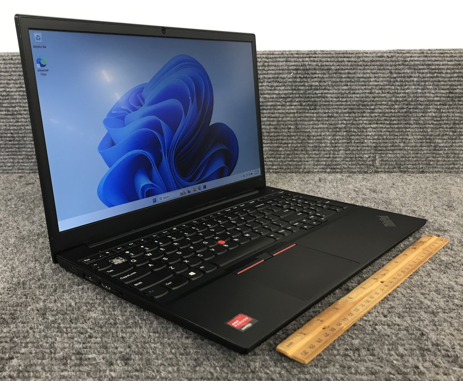 Lenovo ThinkPad E15 Gen 2 15.6″ Laptop Ryzen 7 4700U 40GB RAM 512GB NVMe, As Is