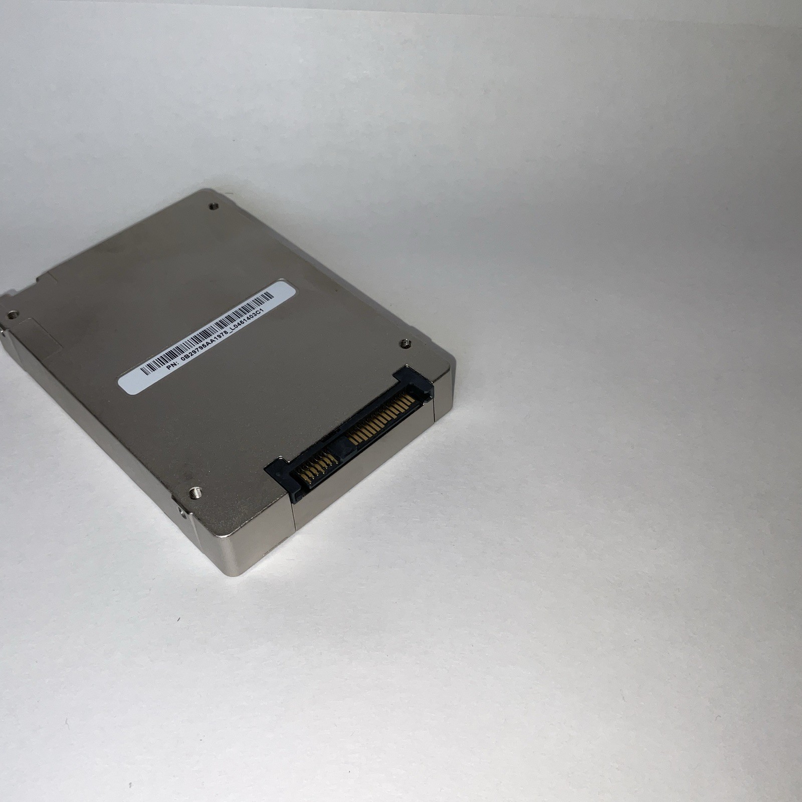 1.6TB DELL Enterprise Plus SSD 98% Or Higher SAS 12Gb/s 2.5″ DGTT2 Drive