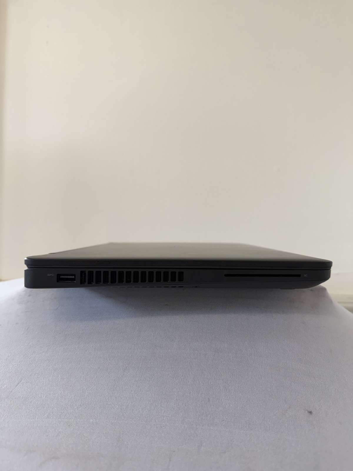 Dell Latitude E5470 Laptop – Good Screen – Intel i5-6300U – RAM 8GB – Read Des