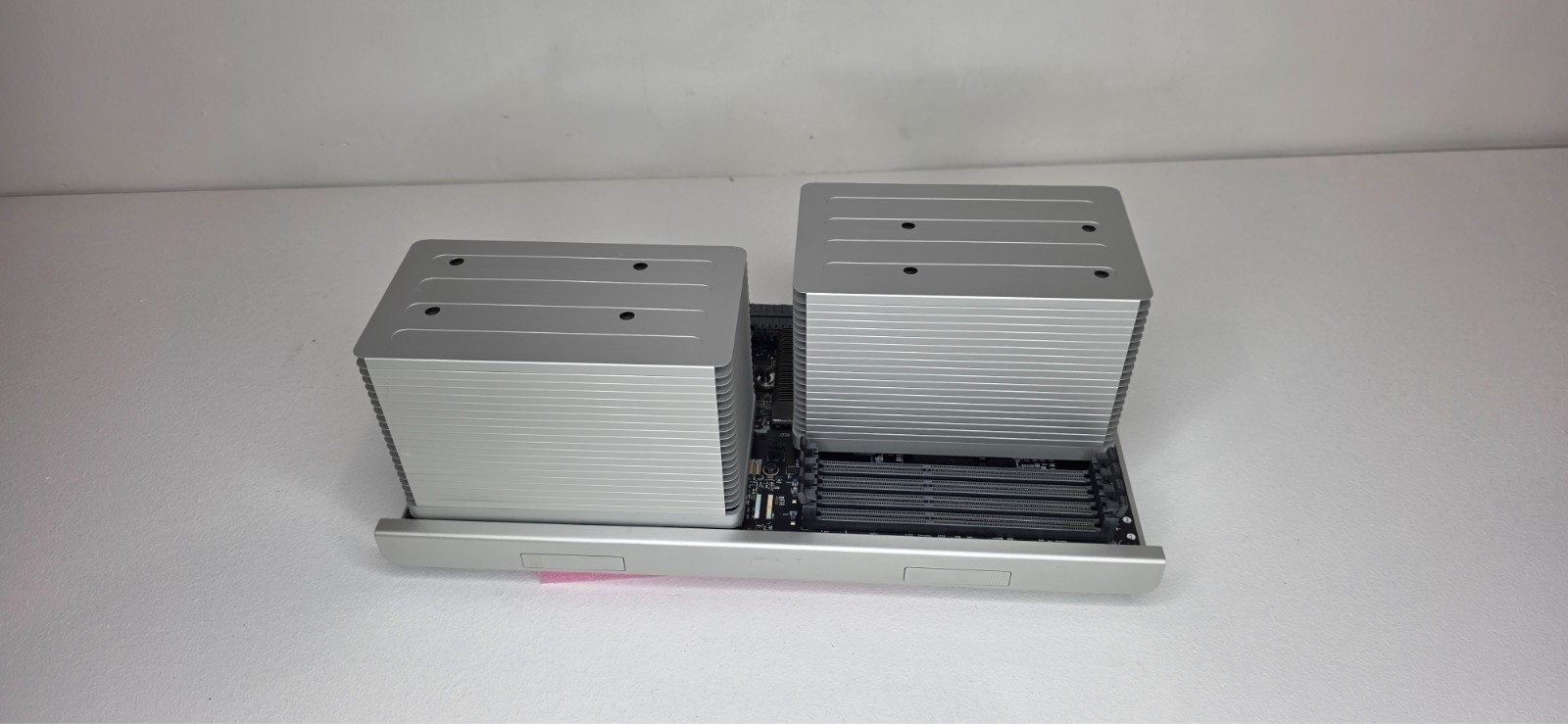 Apple Mac Pro 5,1 2010 2012 CPU Tray Dual Xeon 2.93GHz 6-Cores No Ram 639-0460