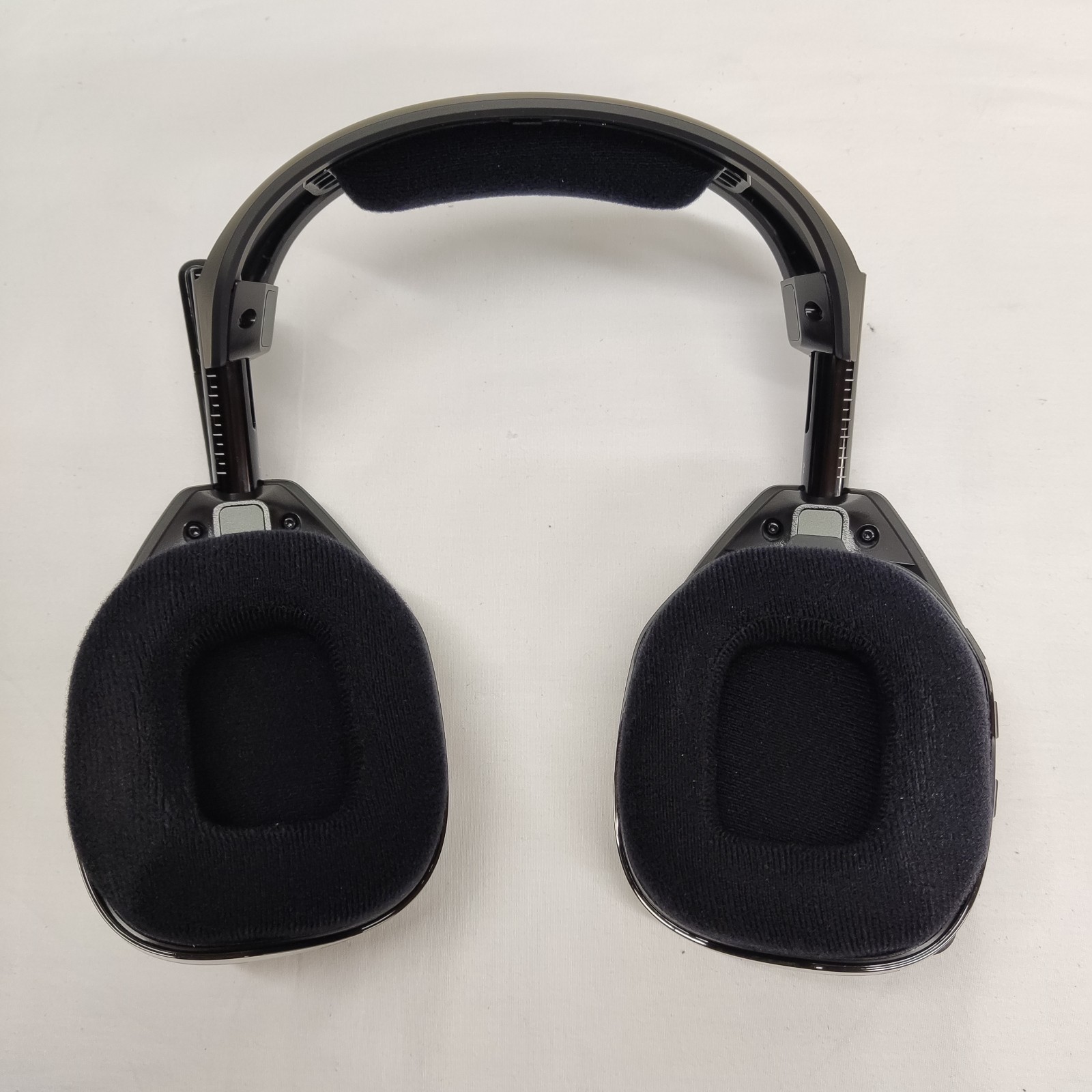 LOGITECH ASTRO A50 LIGHTSPEED WIRELESS GAMING HEADPHONES HEADSET PC PLAYSTATION