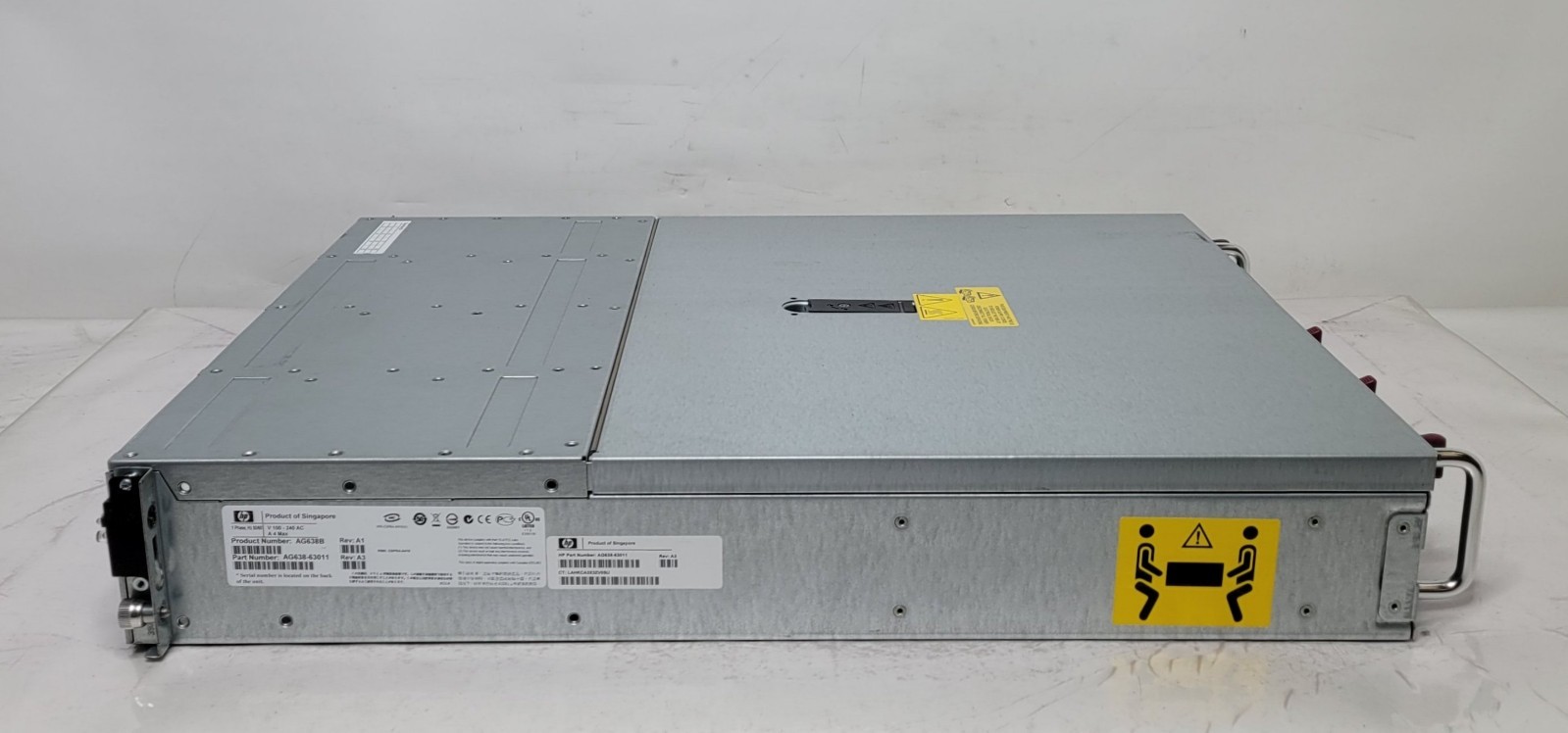 HPE StorageWorks M6412 – 3.5in 12 Drive Bay Storage Array No HDDs – AG638B (a)