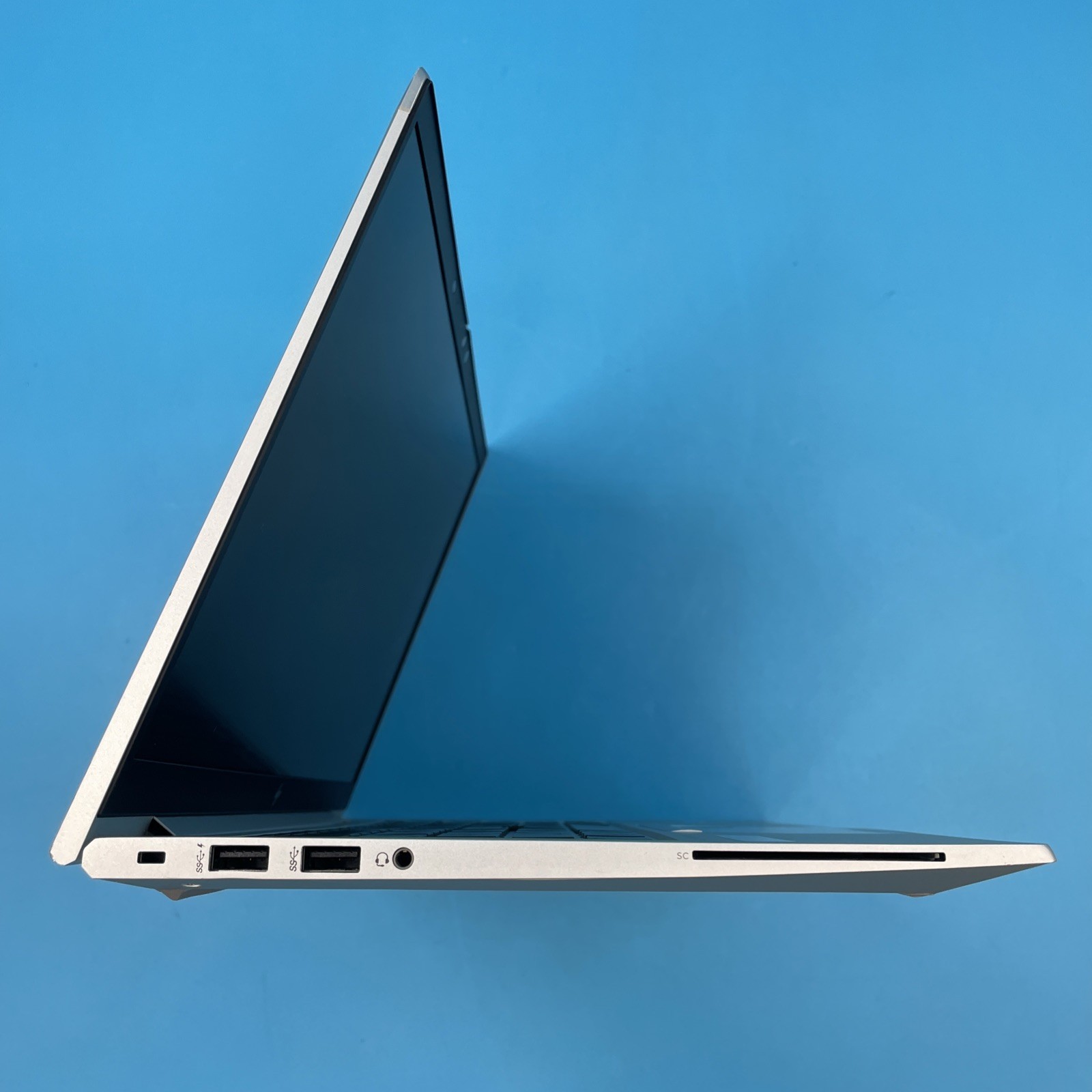 HP EliteBook 840 G7 | i7-10510U | 16GB RAM | 512GB SSD | WIN 11 PRO | 79% BATT