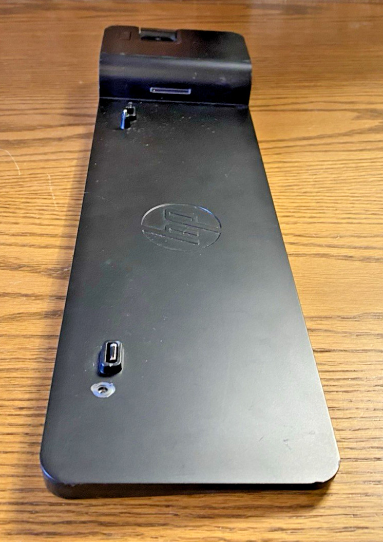 HP Ultra Slim Dock 2013 Docking Station (D9Y32AA#ABA) with 65W Adapter