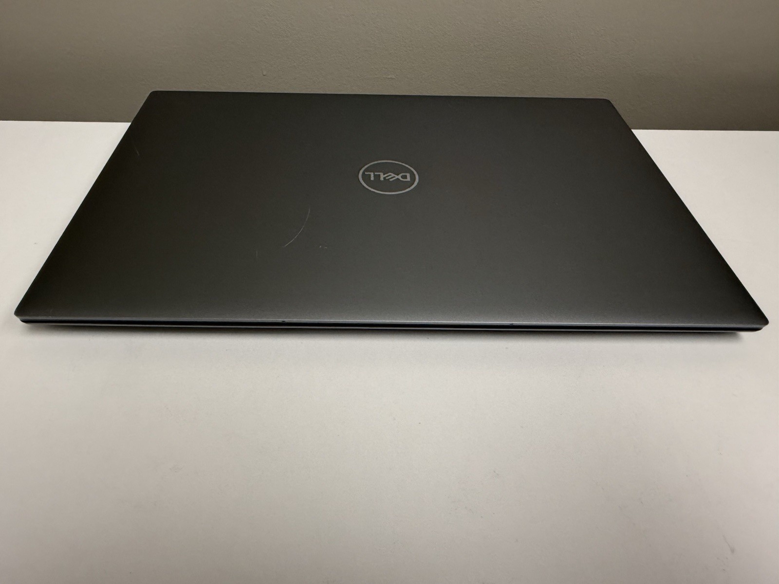 Dell Precision 5570 15.6″ Touch i7-12800H 16GB DDR5 RTX A1000 – No SSD