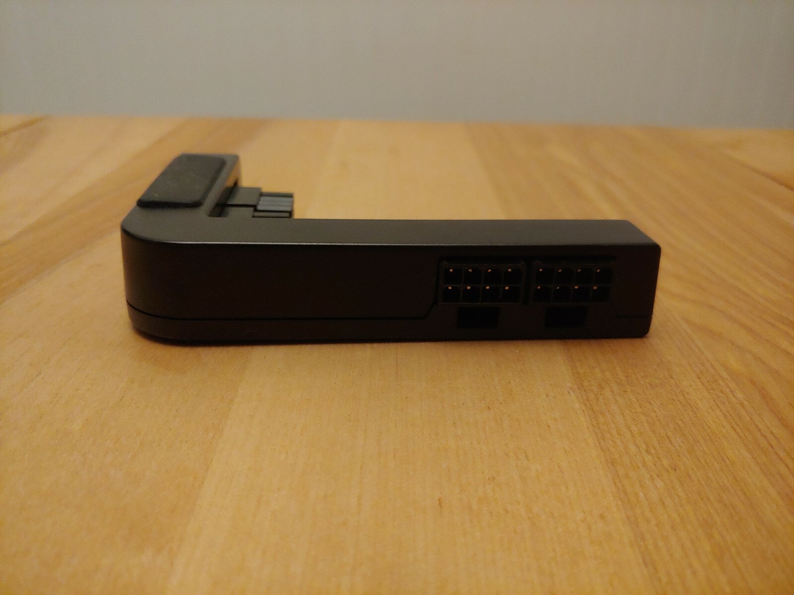 EVGA PowerLink Cable Management Adapter