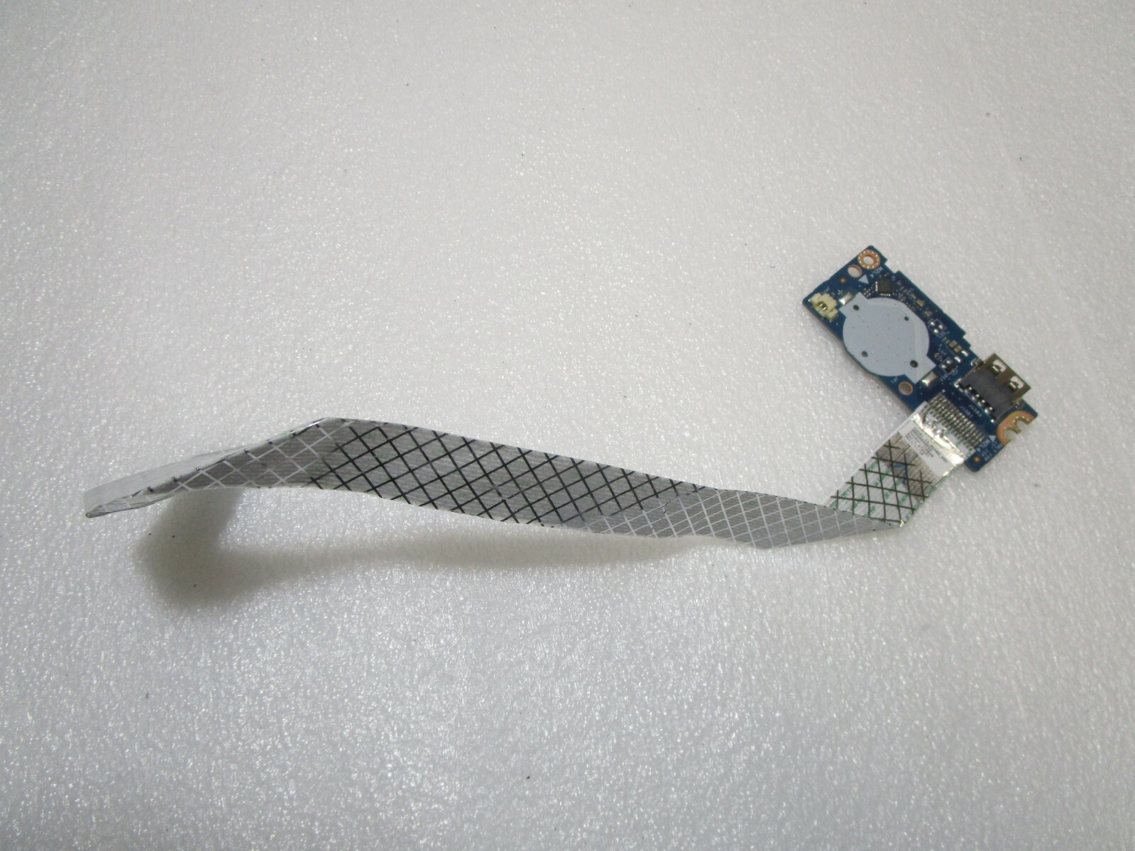 OEM Dell Inspiron 15 5575 5570 USB/SD Reader IO Board – No ODD -CHA01 XX86G