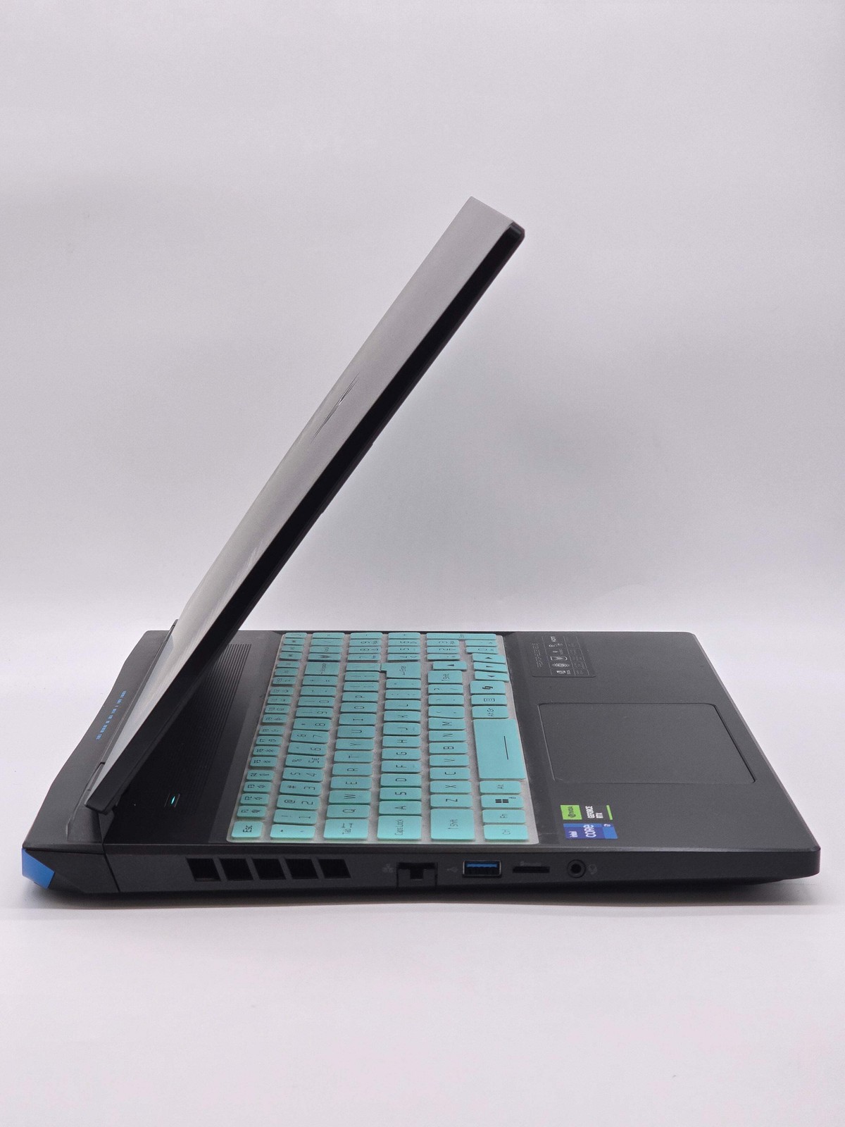 Acer Predator Helios Neo 16 Laptop i7-13650HX 16GB 1TB RTX 4060 w/ Charger