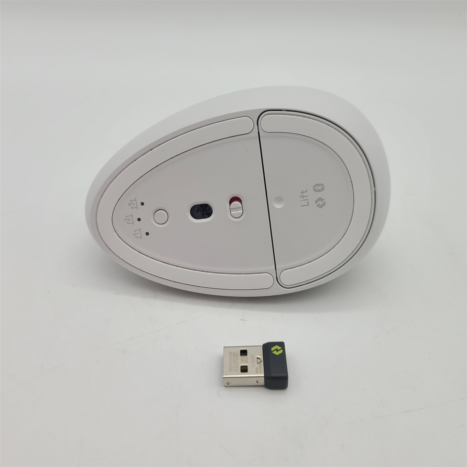 Logitech Lift Vertical Ergonomic Mouse, Wireless – Off White