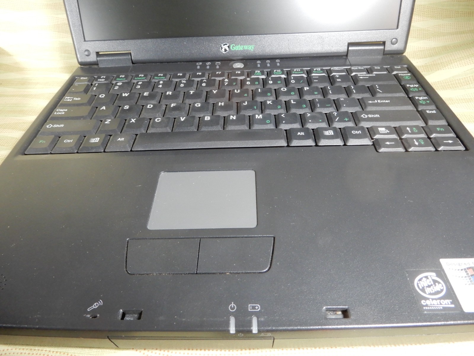 Gateway Solo 5300 Vintage Computer Great Condition No HDD Bundle! Recovery Discs
