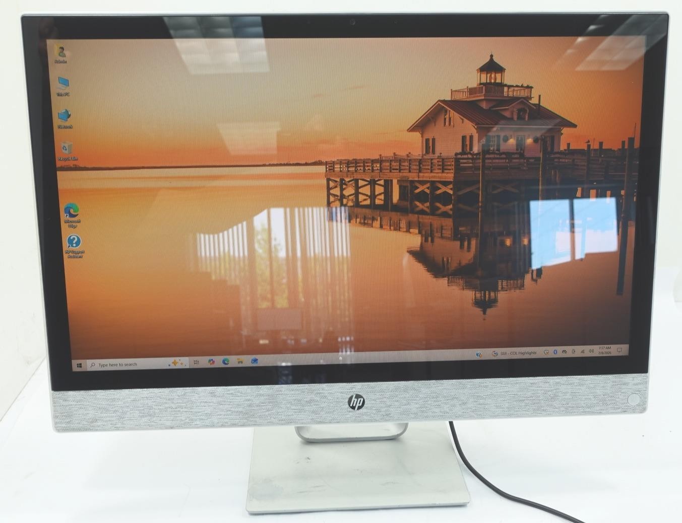 HP Pavilion 24-r124 24″ AMD Ryzen 5 2500U 2.00GHz 8GB 256GB SSD All In One