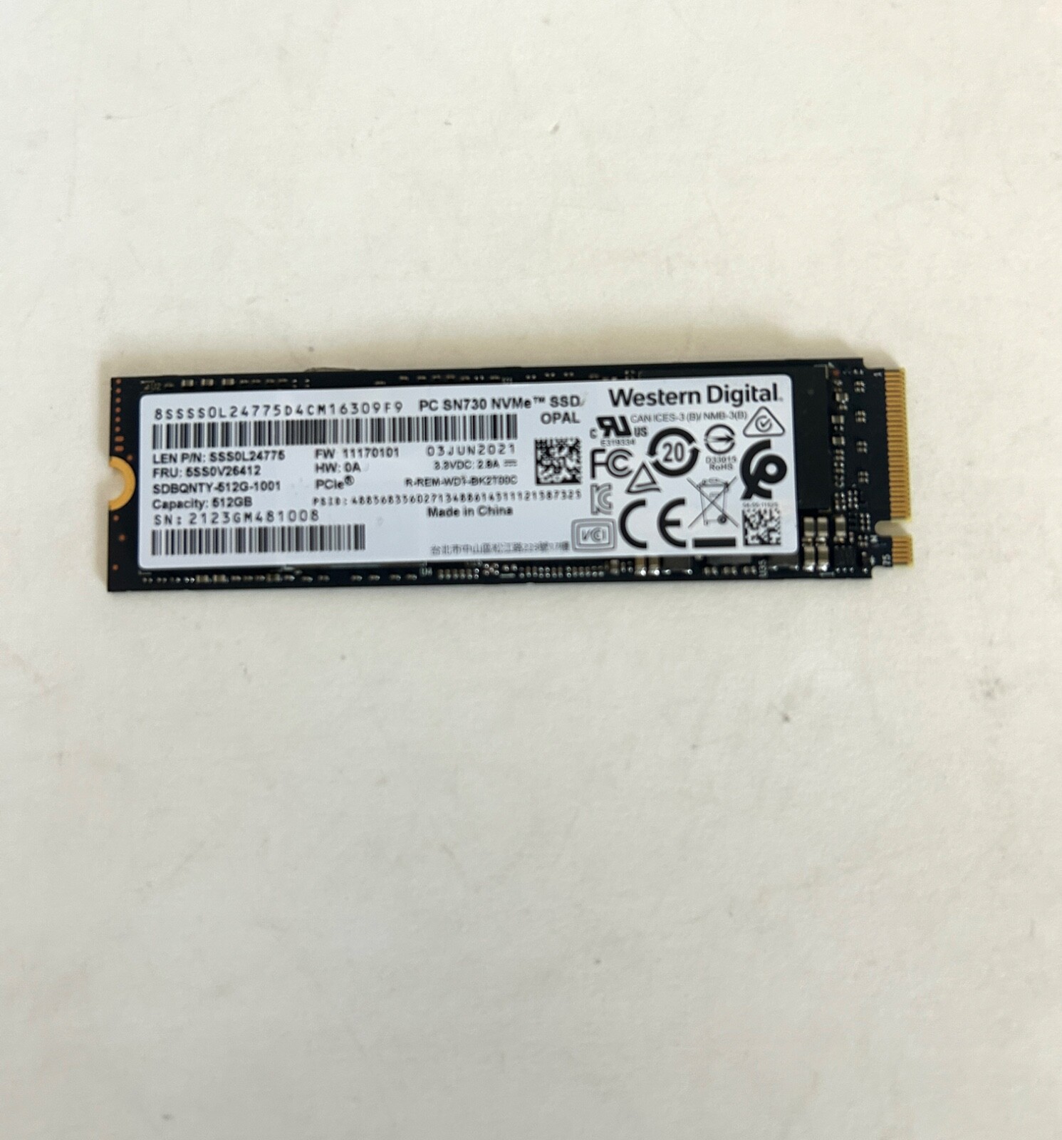 Western Digital WD PCLe 512GB M.2 SSD Hard Drive mixed