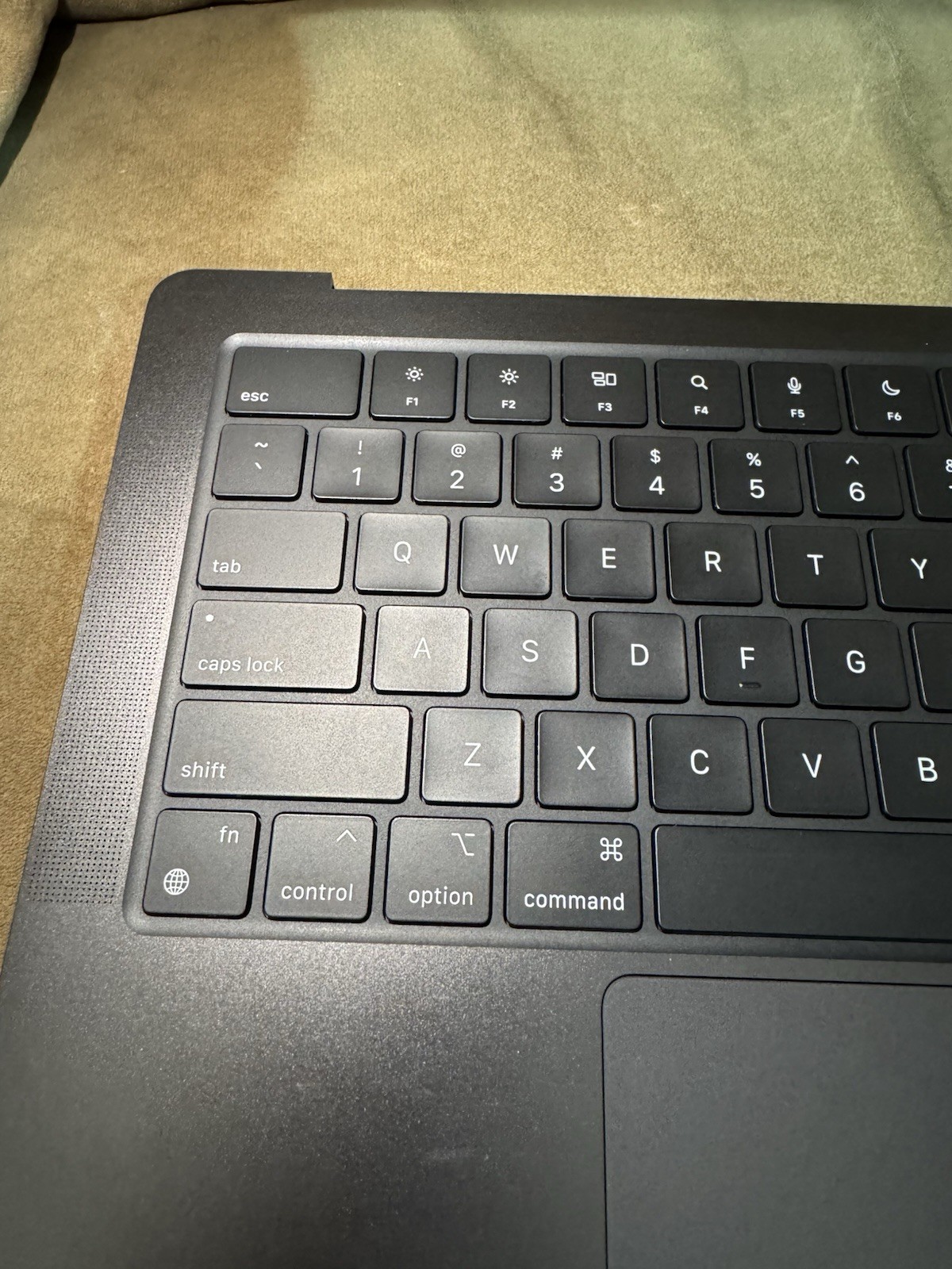 Macbook Pro M3 Pro/Max 14 inch Keyboard with Frame and battery, A2992