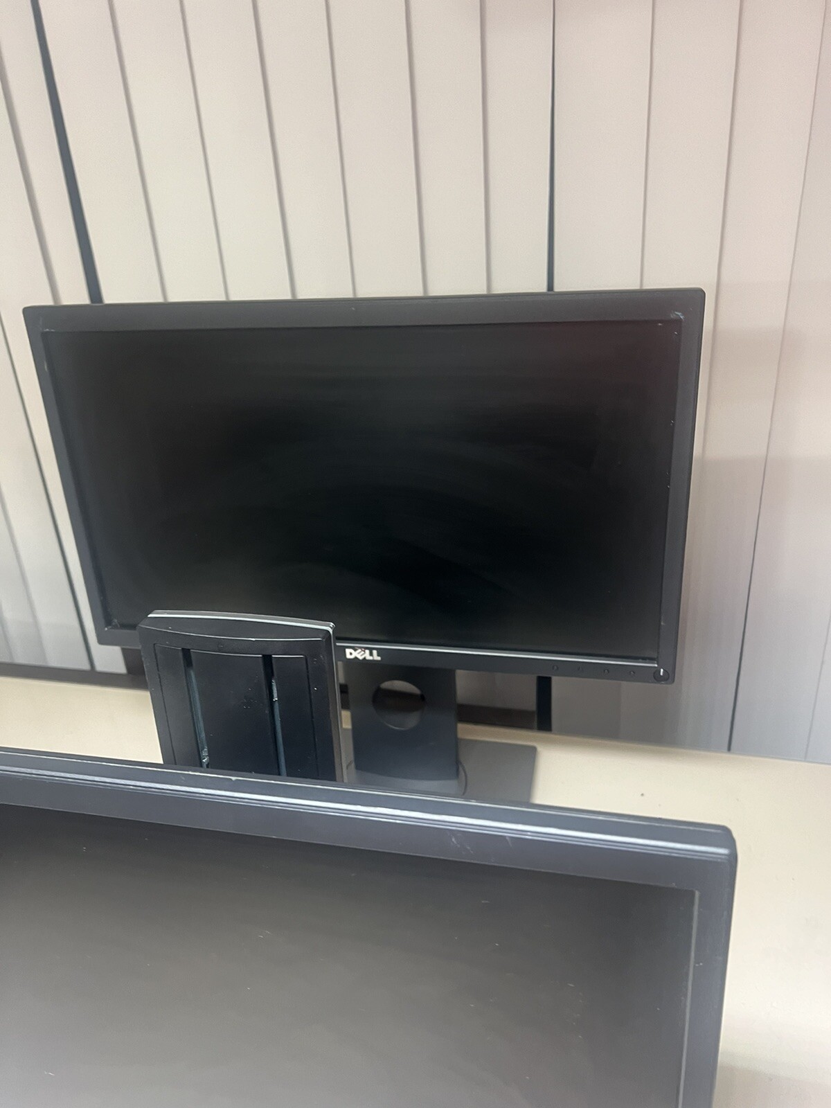 Dell P2018H 20″ 1600×900 TN LCD Monitor W/ Power Cord & HDMI Cable. Lot Of 2