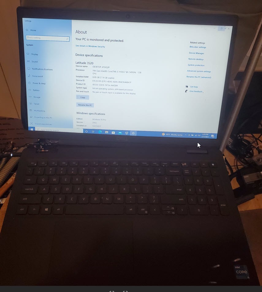 Dell Latitude 3520 15.6” I5-1135G7 2.40GHz 8GB RAM 500GB HD WIN 10 See Details