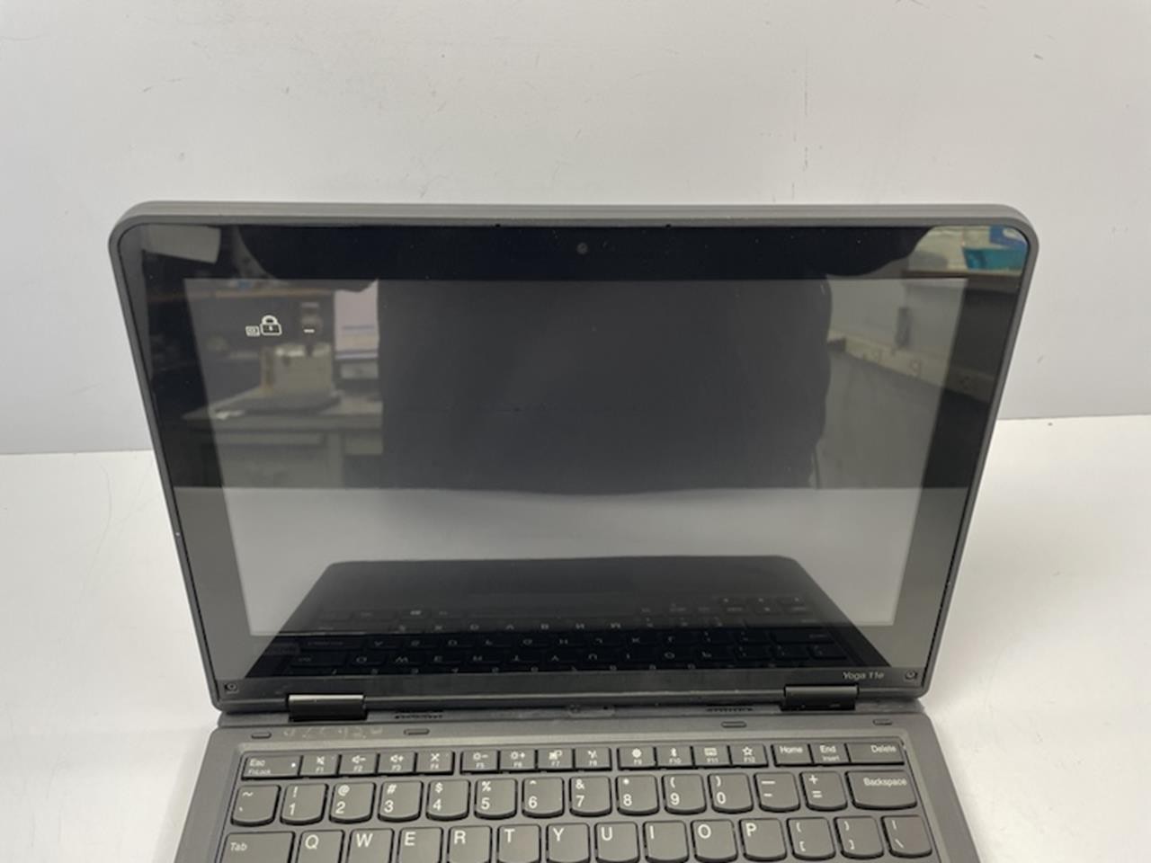 LENOVO THINKPAD YOGA 11E 5TH GEN Celeron N4120 1.10 GHZ + 4GB No HD/OS Bios Lock